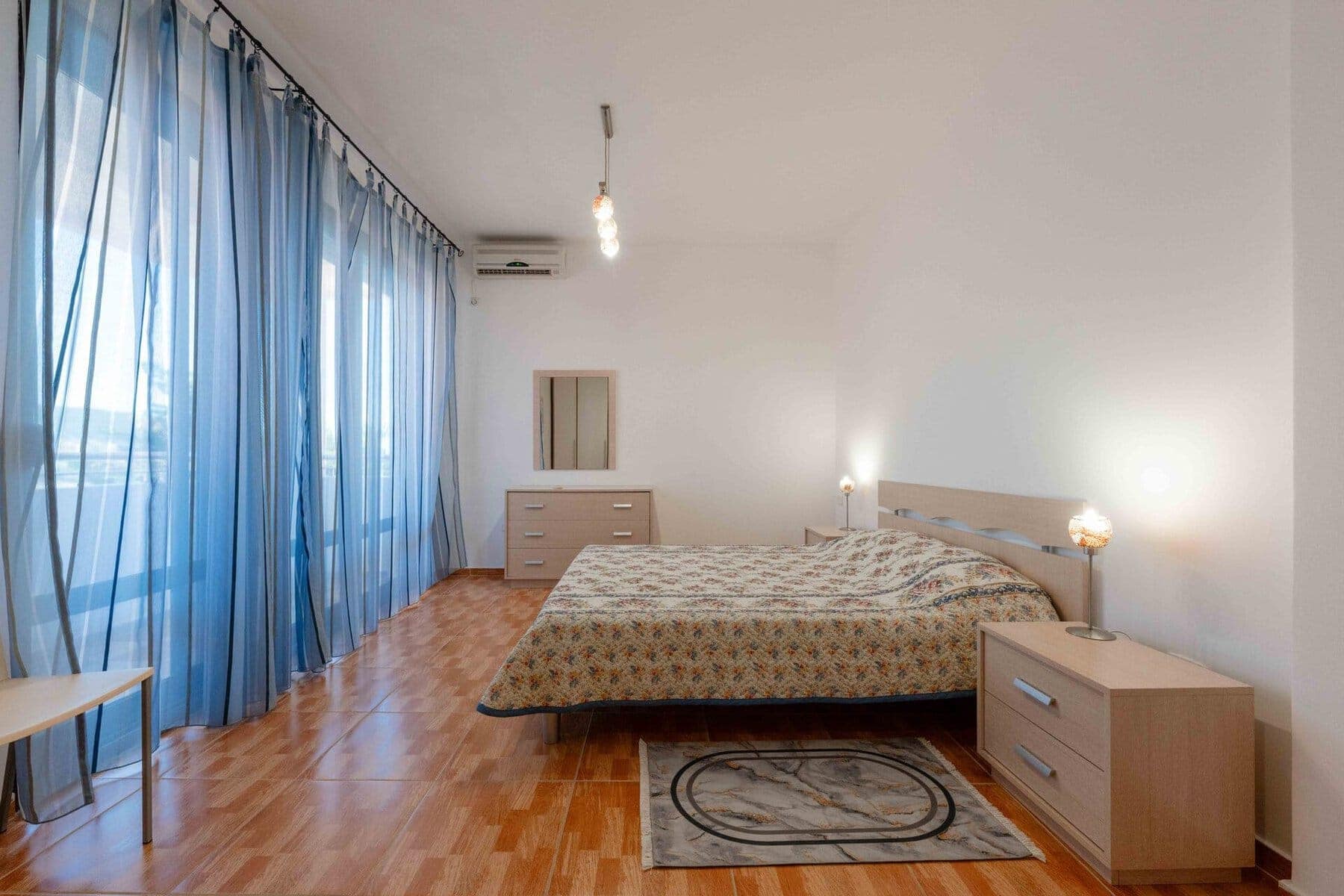 Waterfront Villa with private pool, Utjeha, Bar (32)