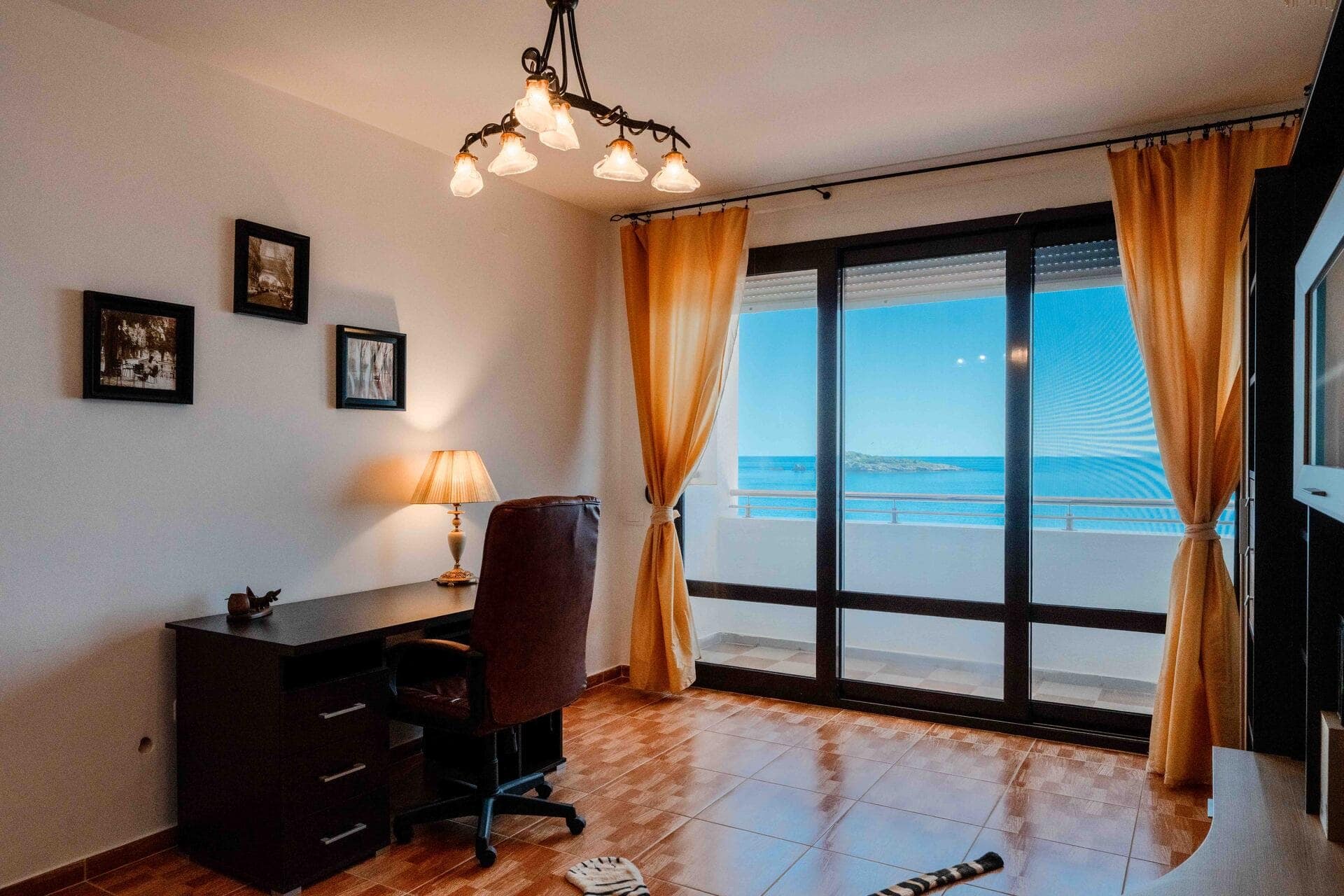 Waterfront Villa with private pool, Utjeha, Bar (35)