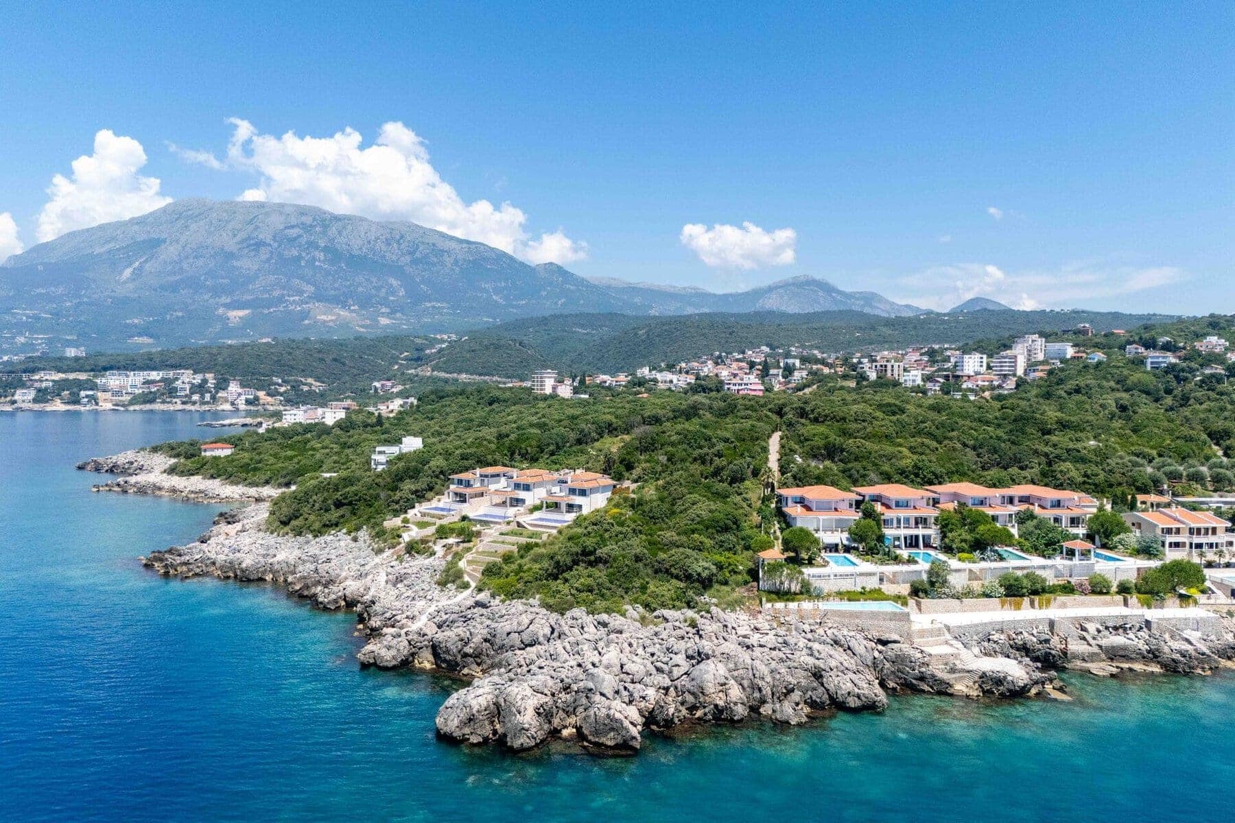Waterfront Villa with private pool, Utjeha, Bar (43)