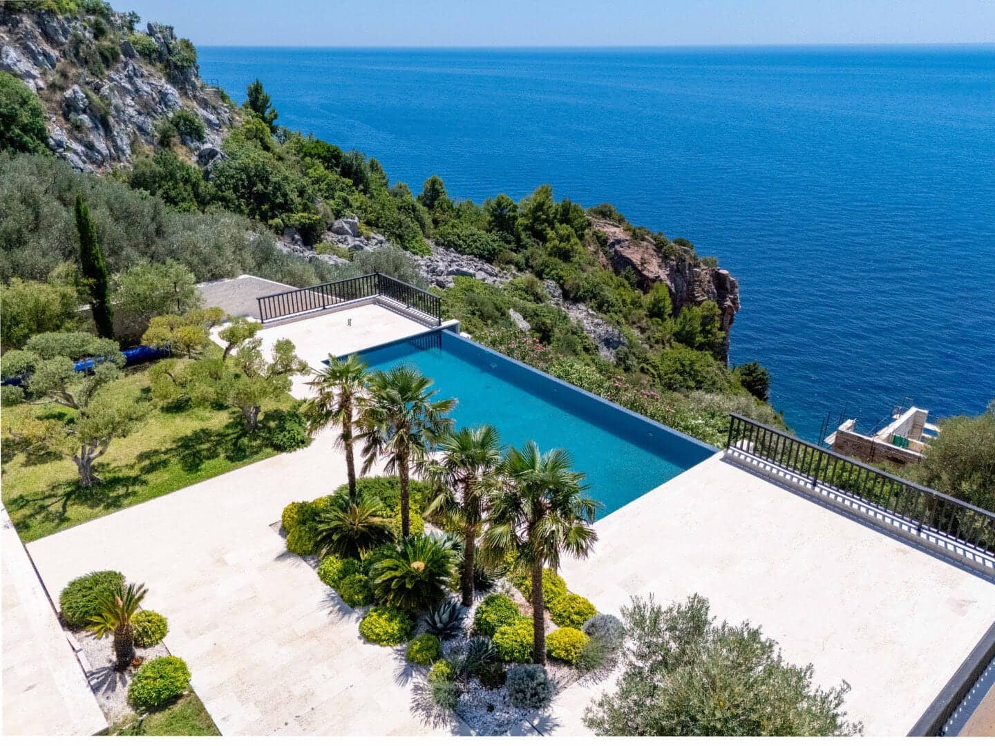 Exclusive Designer Villa, Skocidjevojka, Budva (11)