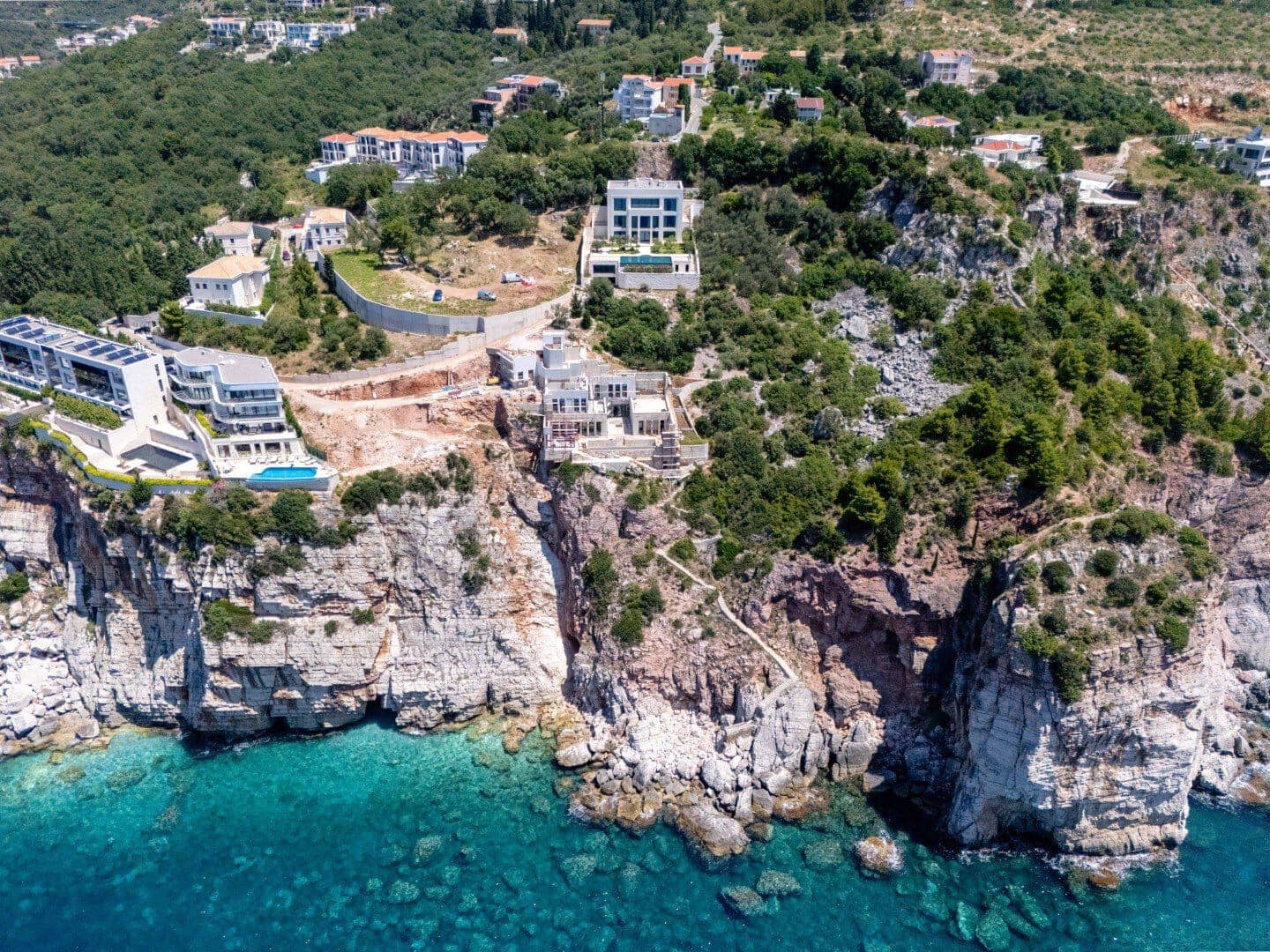 Exclusive Designer Villa, Skocidjevojka, Budva (27)