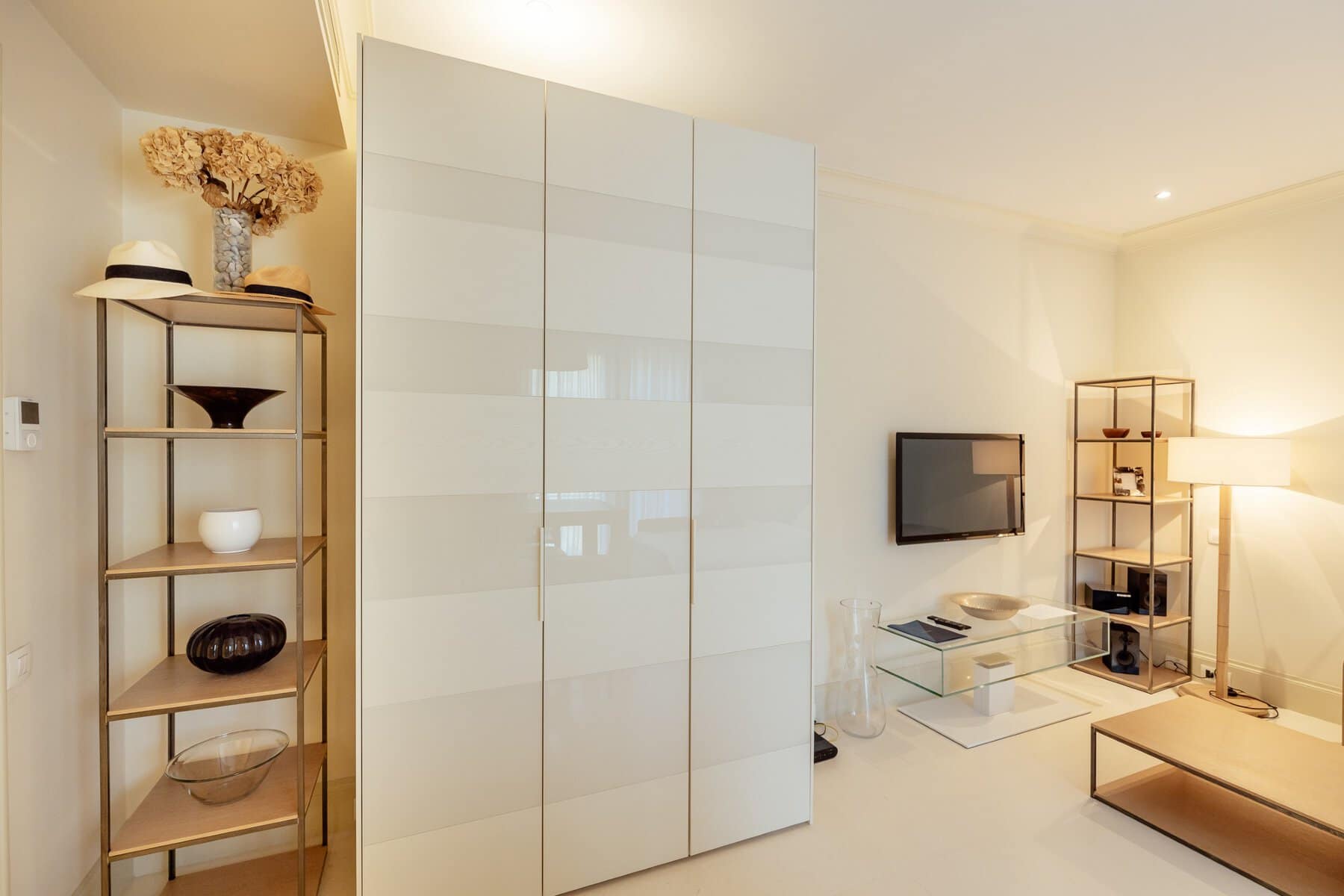 Furnished studio apartment Zeta, Porto Montenegro, Tivat (9)