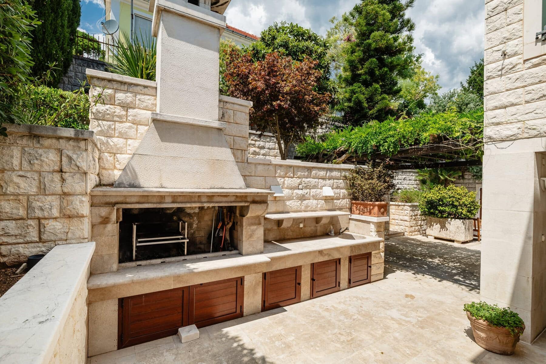 Exclusive Villa on the second line from the sea, Herceg Novi, Savina (8)
