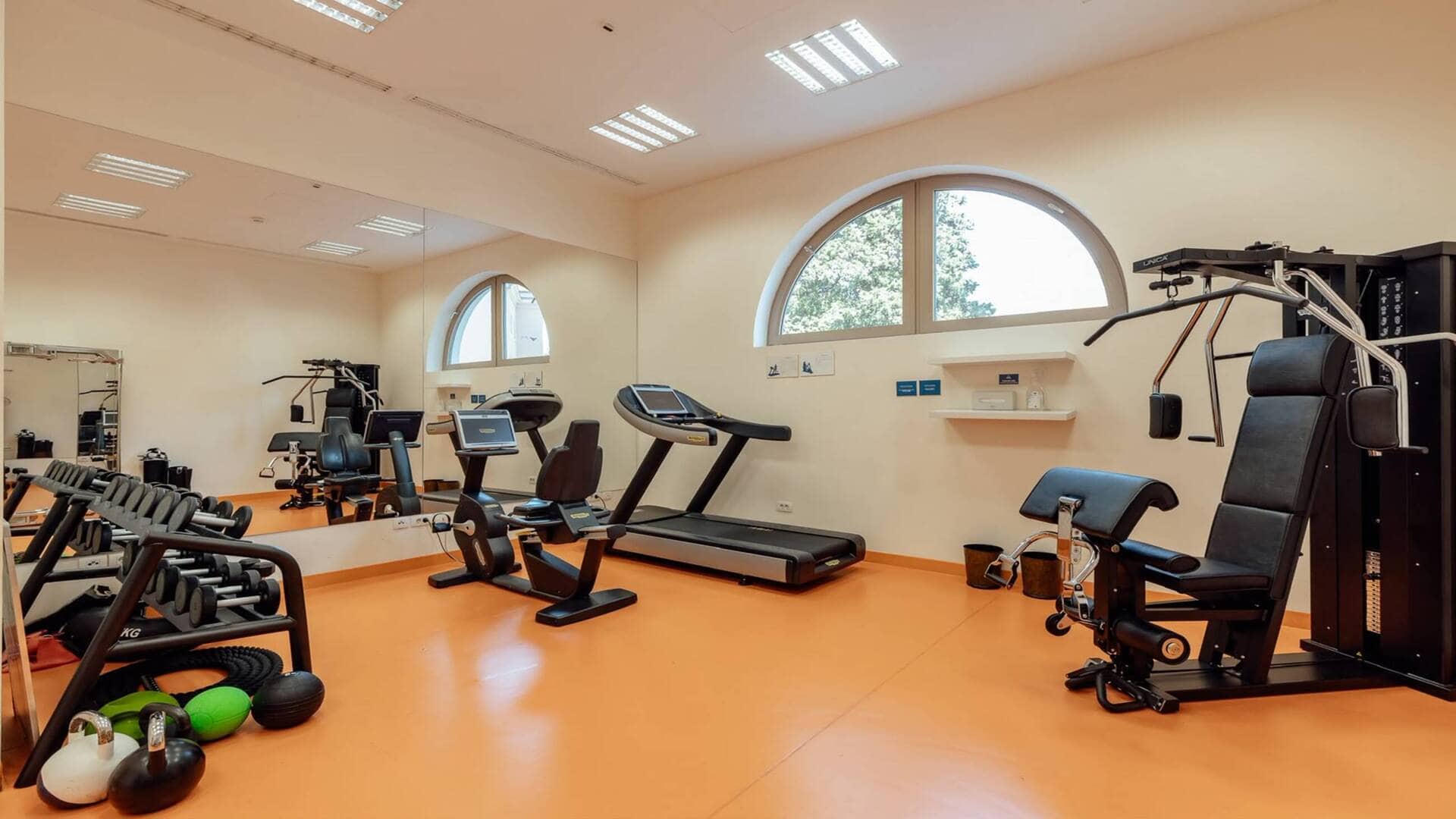 One bedroom apartment in Ksenija Building for Rent (15)