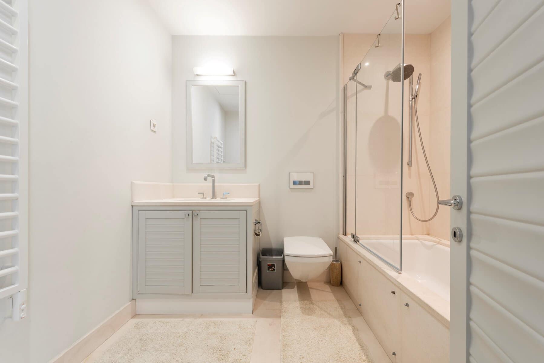 Two-bedroom apartment in Ozana residence, Porto Montenegro (16)