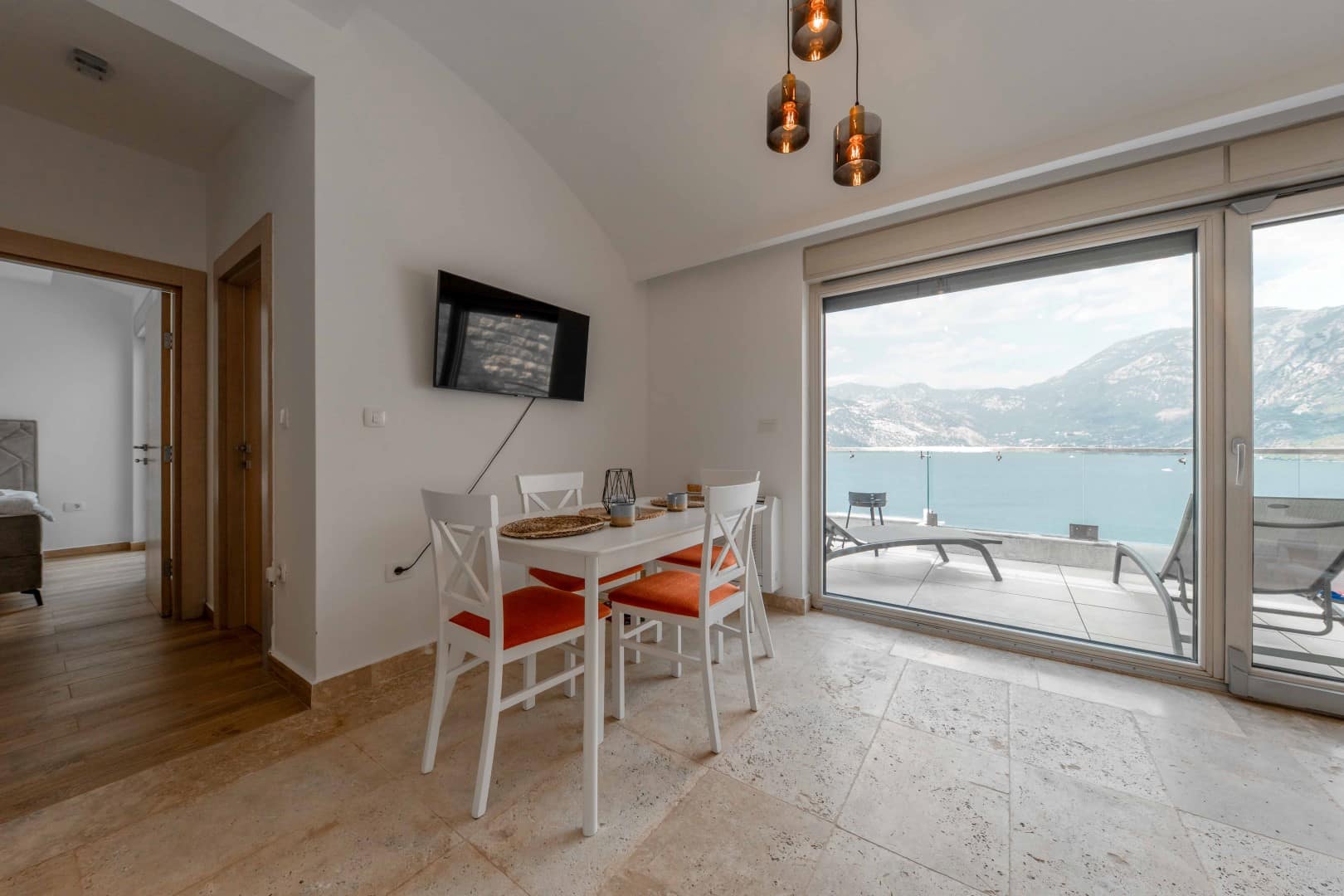 Furnished two-bedroom apartment Kostanjica (4)