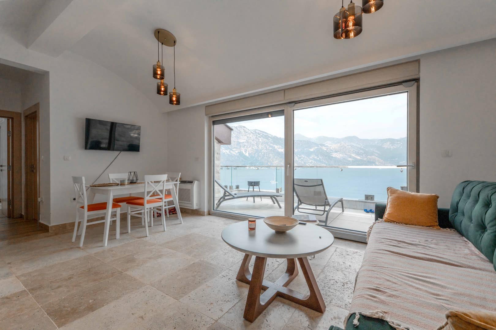 Furnished two-bedroom apartment Kostanjica (2)