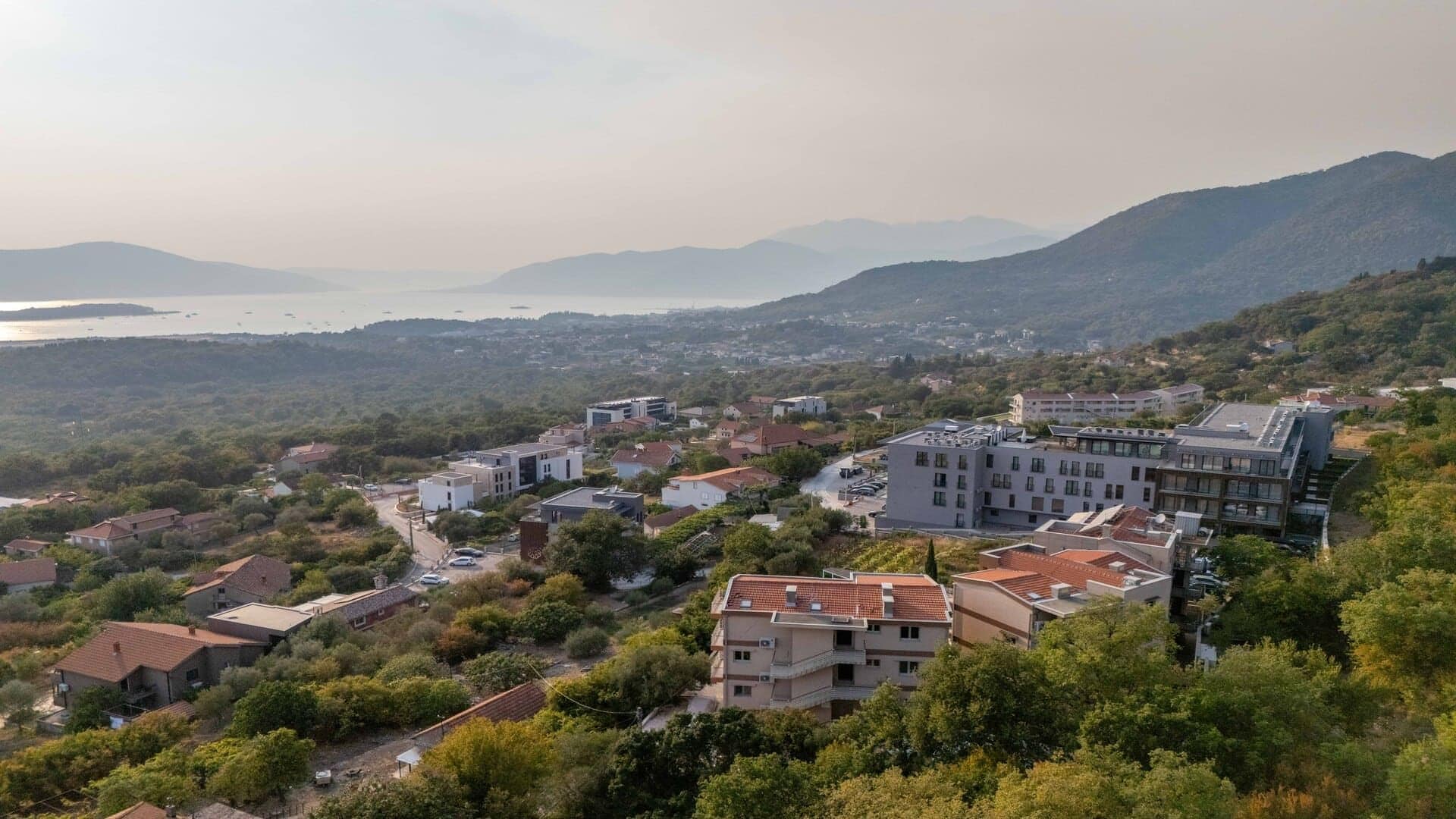 One bedroom penthouse with panoramic sea view for Rent (25)