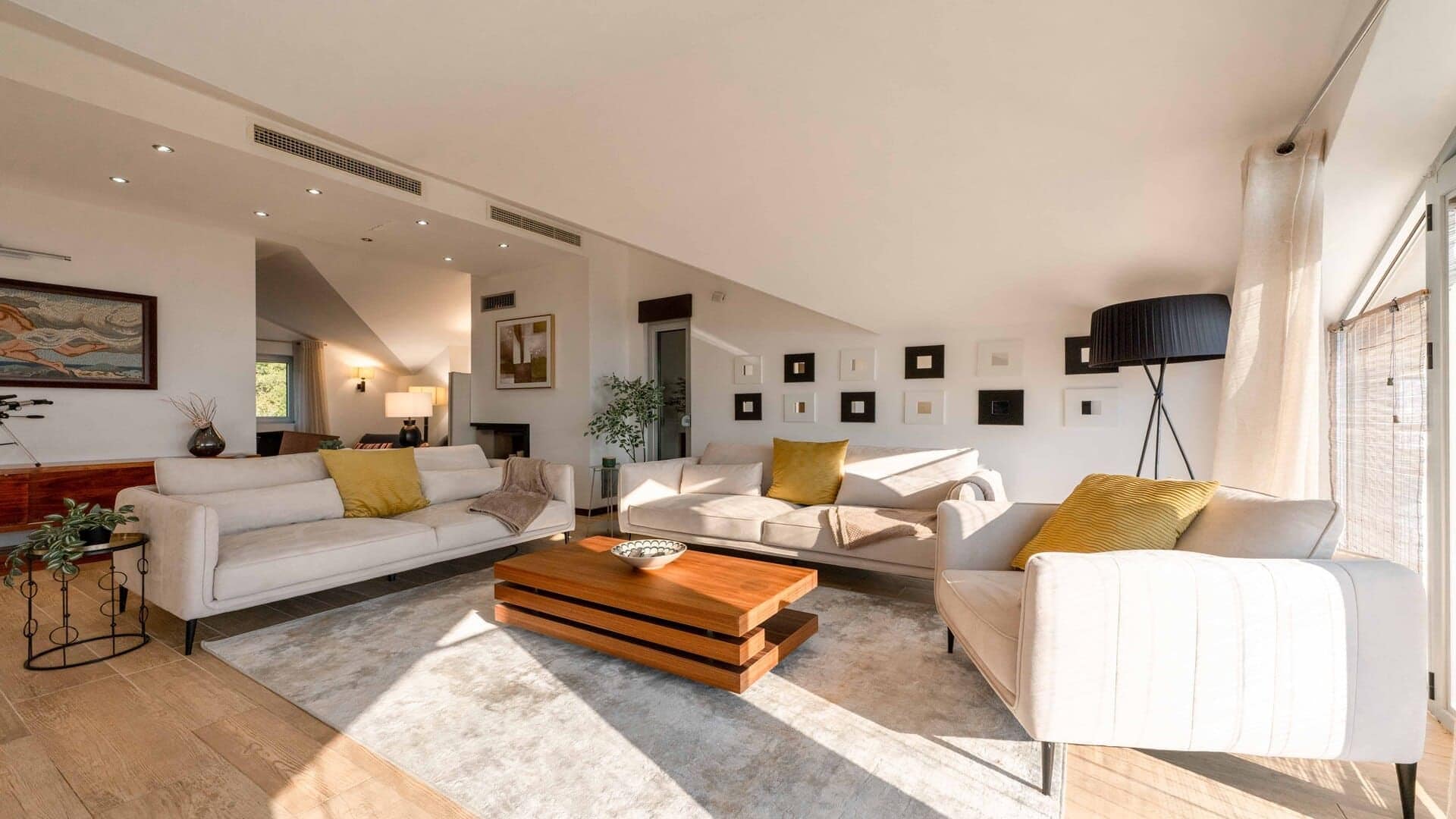One bedroom penthouse with panoramic sea view for Rent (6)