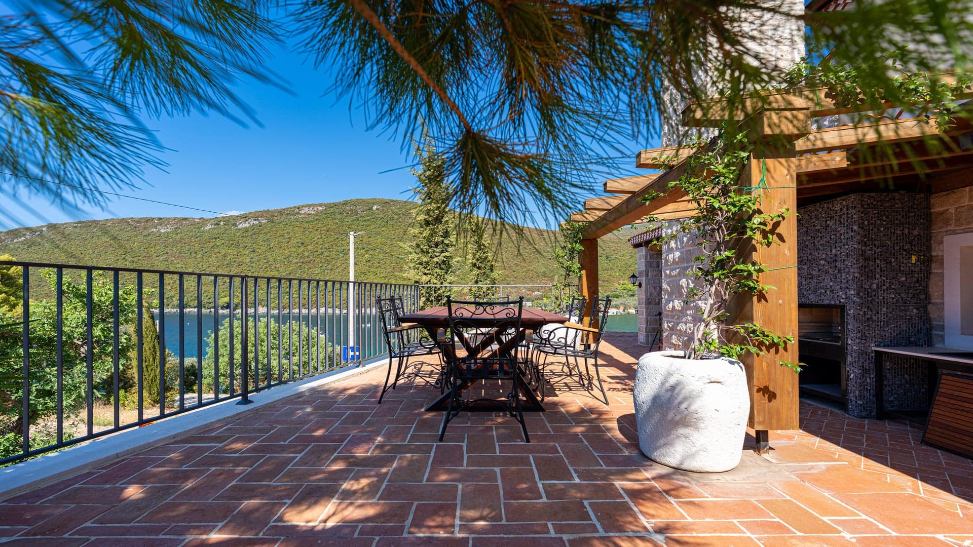 Exklusive Villa am Wasser, Herceg Novi, Zanjice (11)