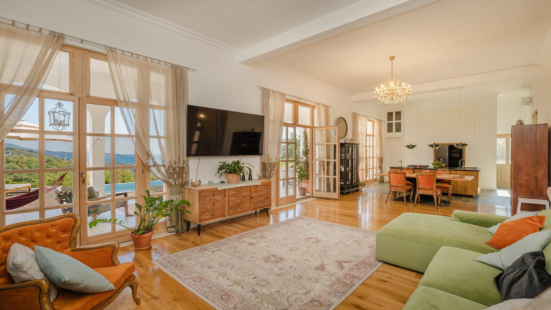 Zeitgenössische Villa mit drei Schlafzimmern und Meerblick (4)
