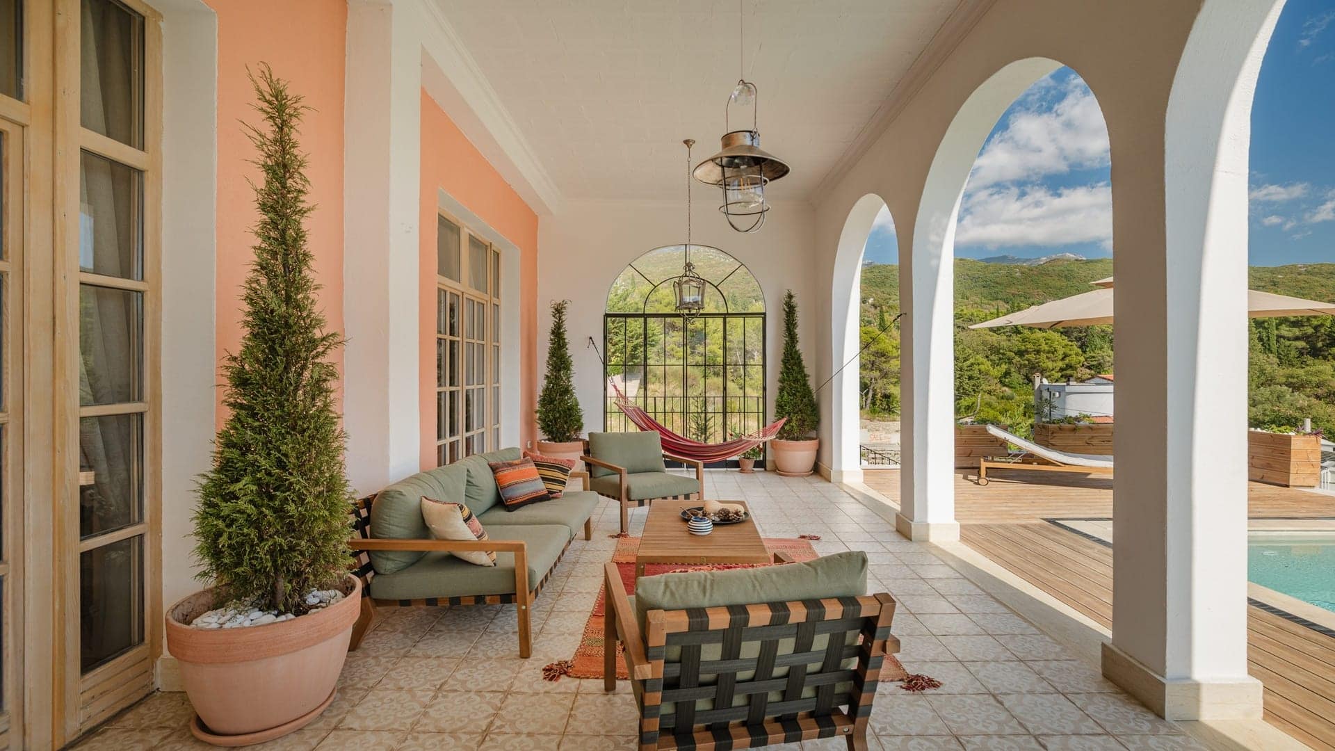 Zeitgenössische Villa mit drei Schlafzimmern und Meerblick (8)