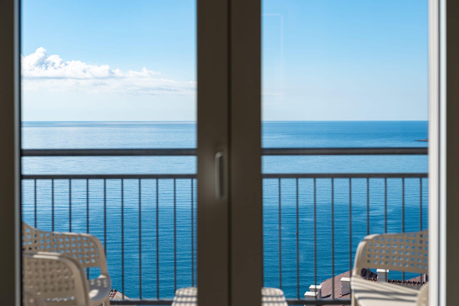 Modern Sea-View Studio Apartment, Lustica Bay (9)