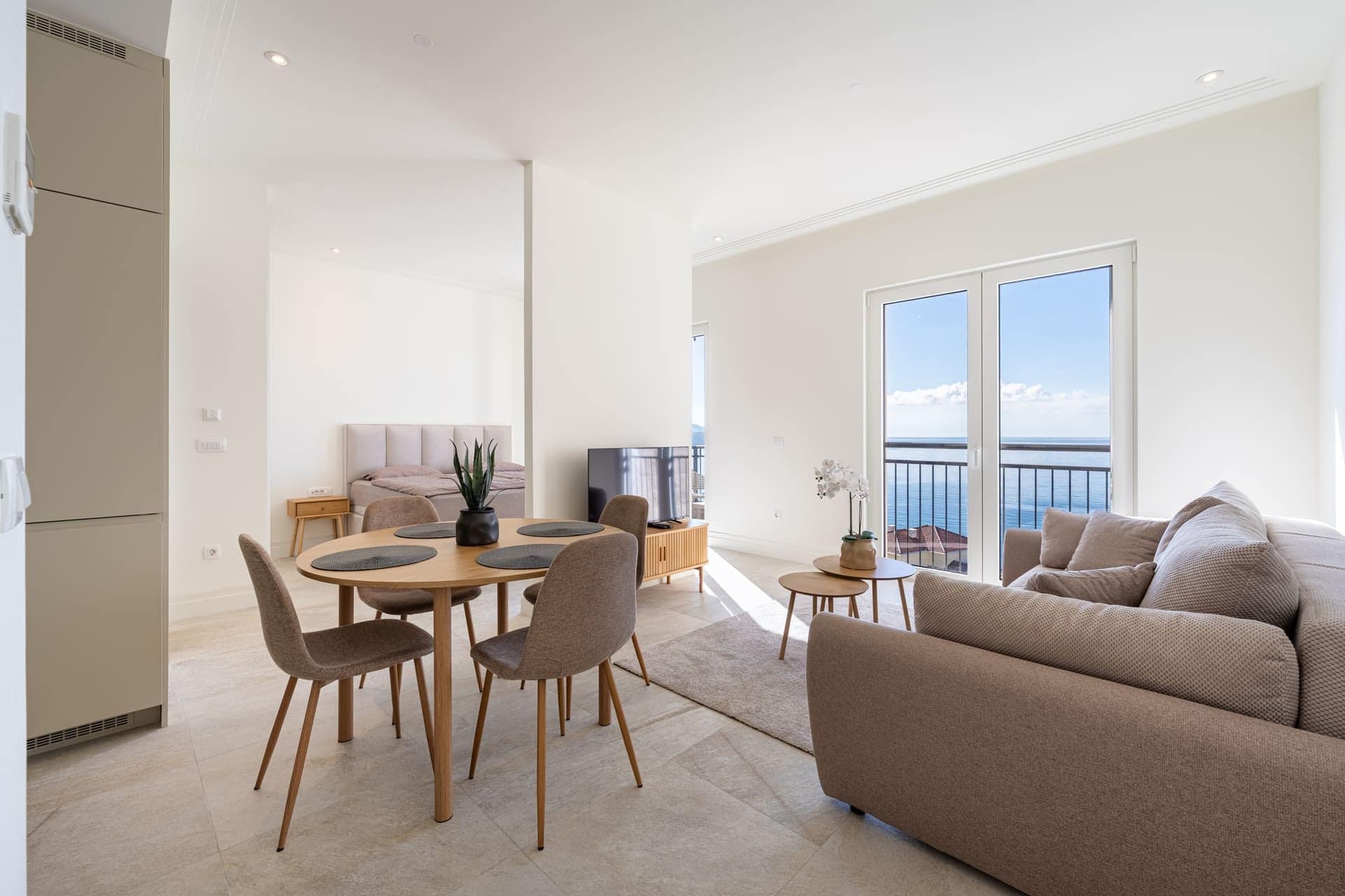 Modern Sea-View Studio Apartment, Lustica Bay (3)