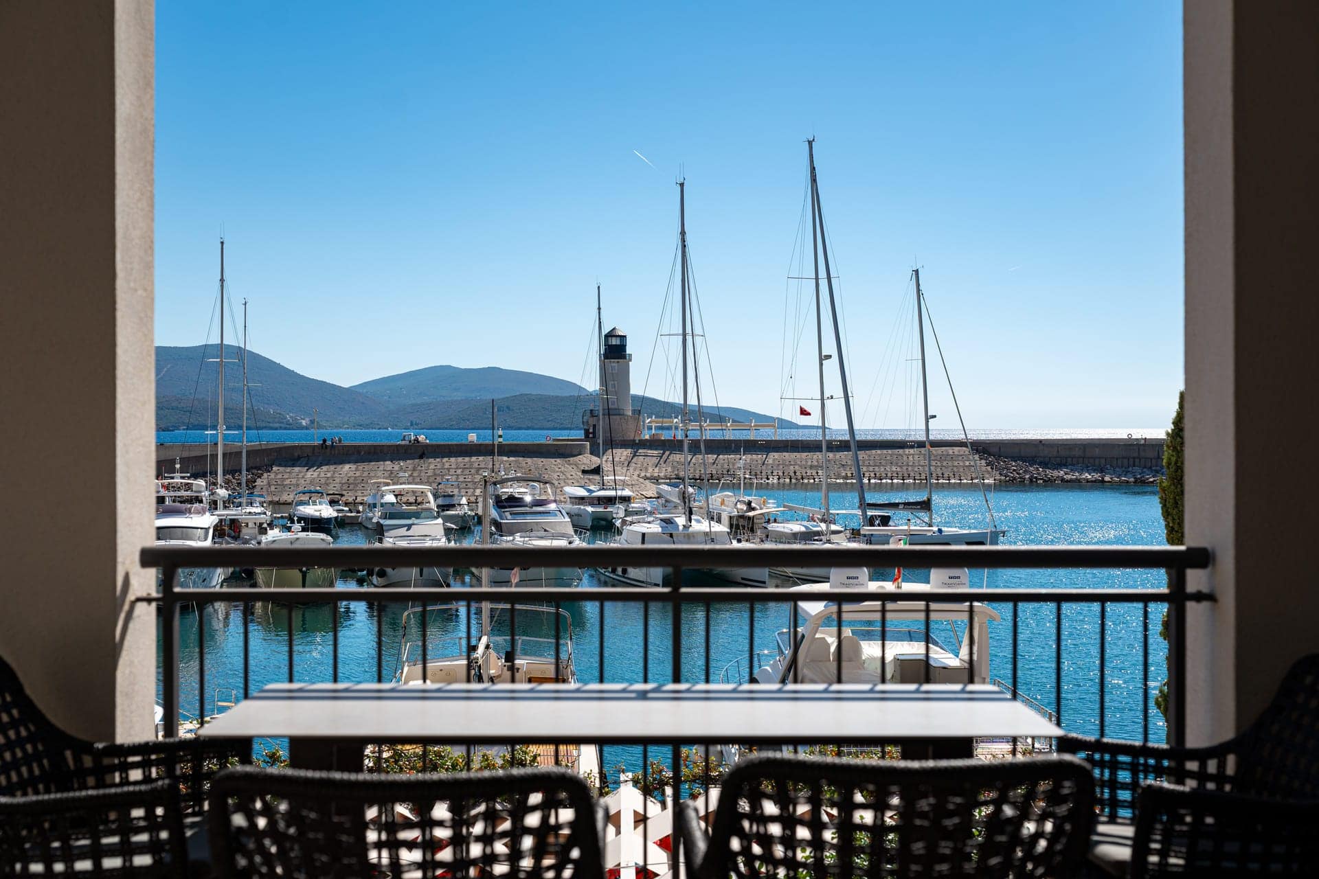 Vodašni jednosoban marinski apartman, Luštica Bay (9)