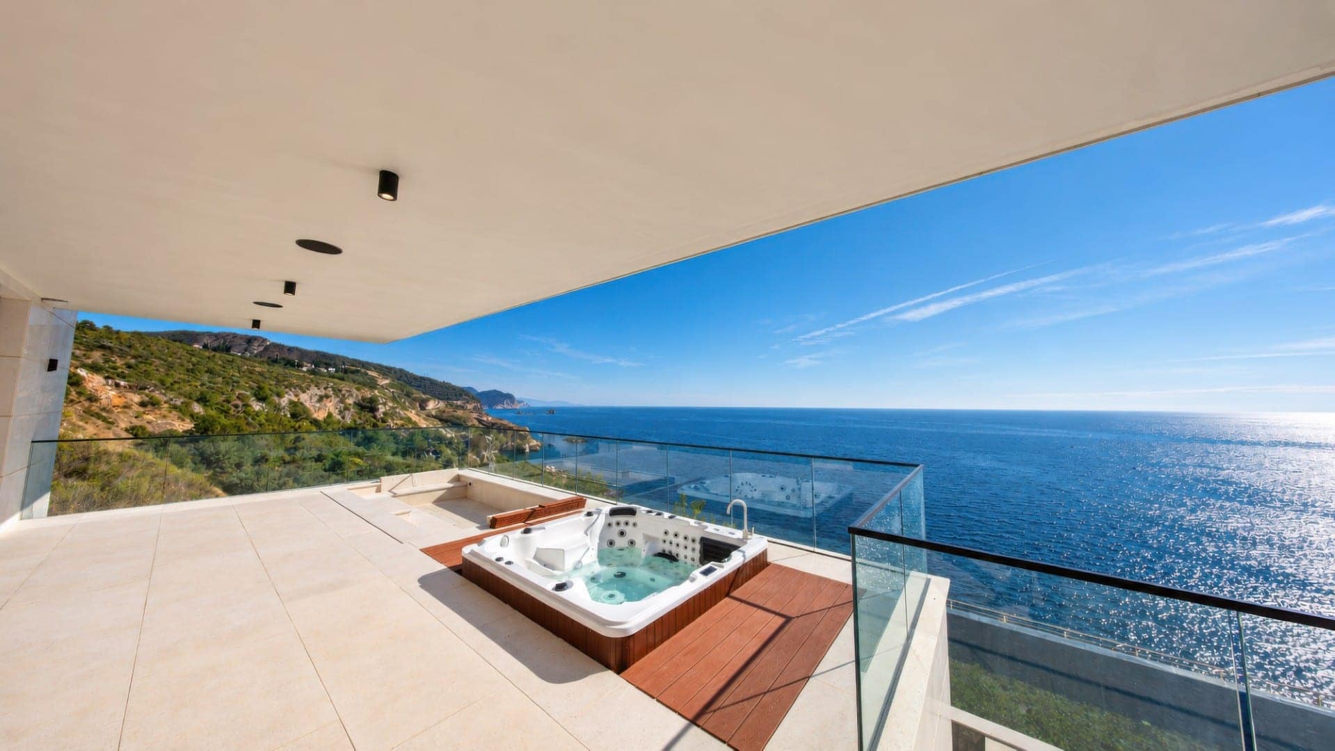 Einzigartige Villa mit Pool und panoramischem Meerblick, Budva, Skočiđevojka (4)