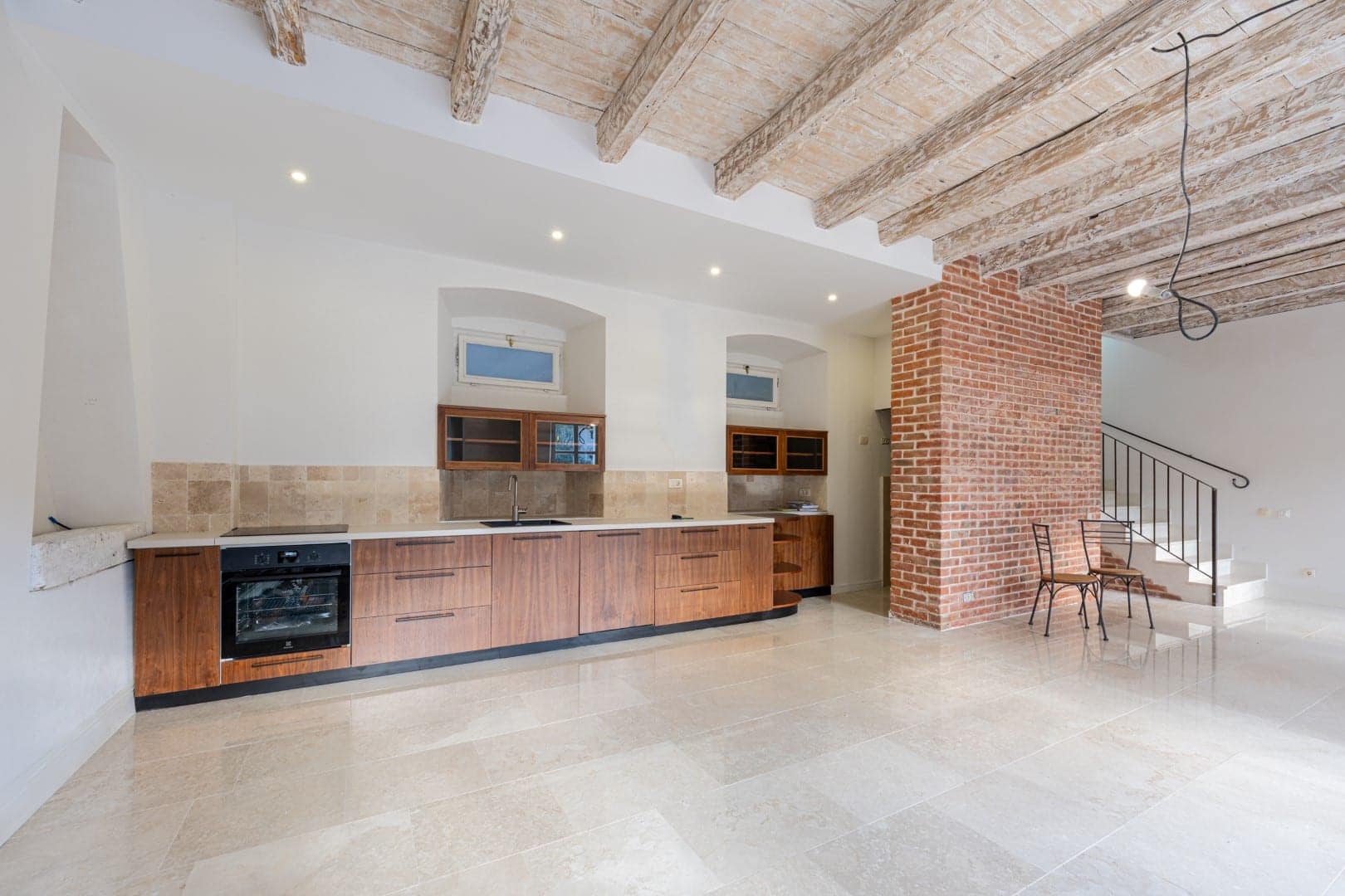 Four-bedroom villa with swimming pool, Risan, Kotor (5)