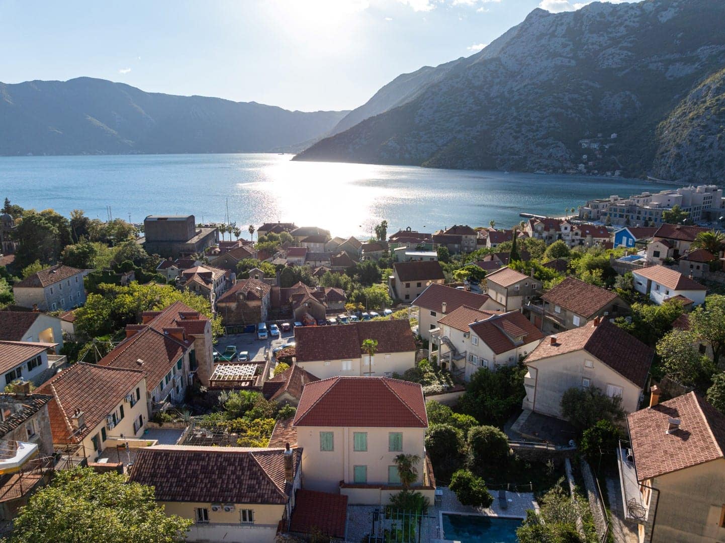 Four-bedroom villa with swimming pool, Risan, Kotor (19)