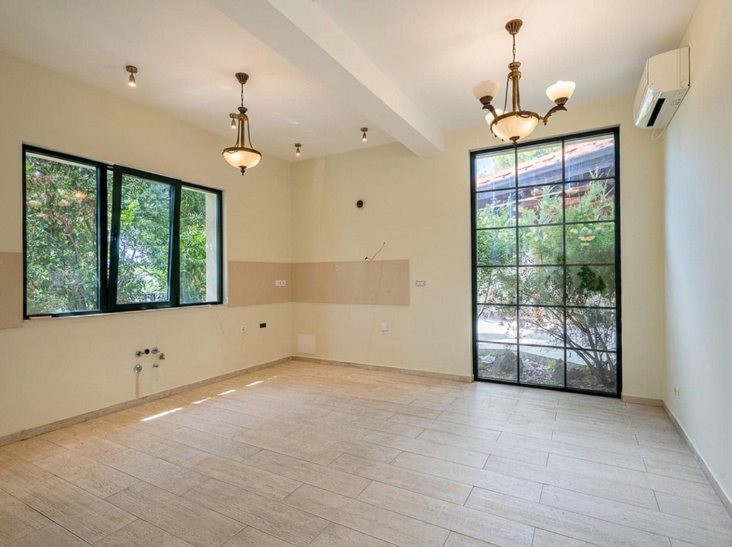 Three-Bedroom Villa with Sea View Donja Lastva Tivat (11)