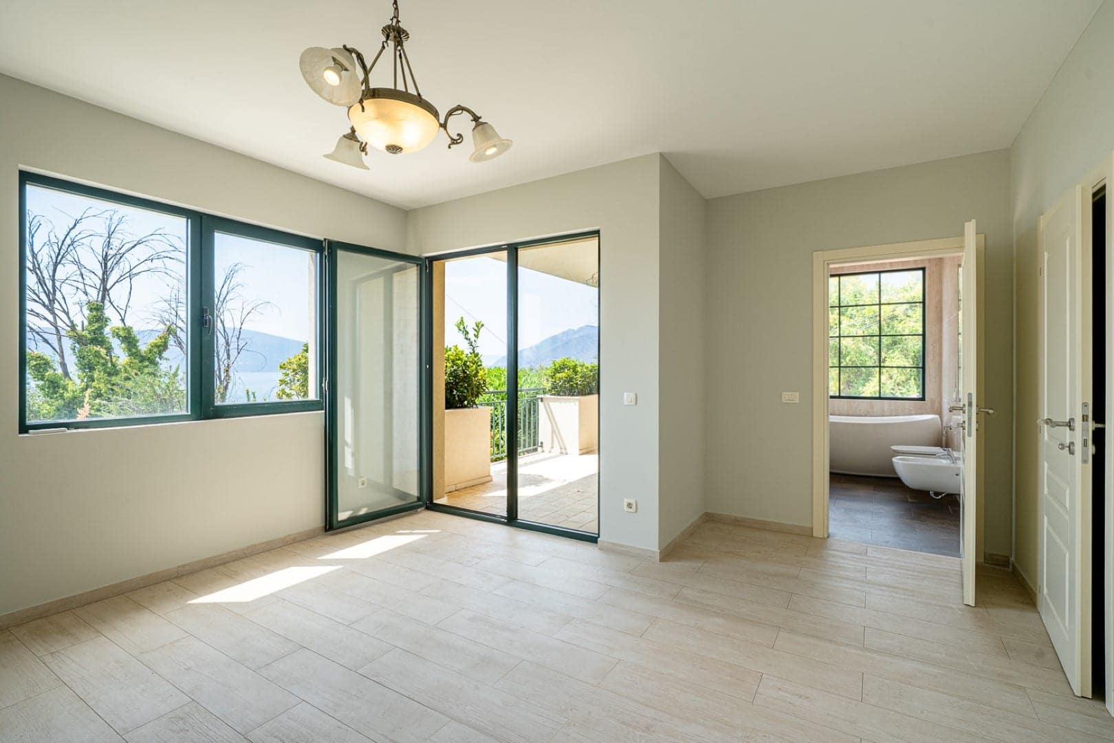Three-Bedroom Villa with Sea View Donja Lastva Tivat (14)