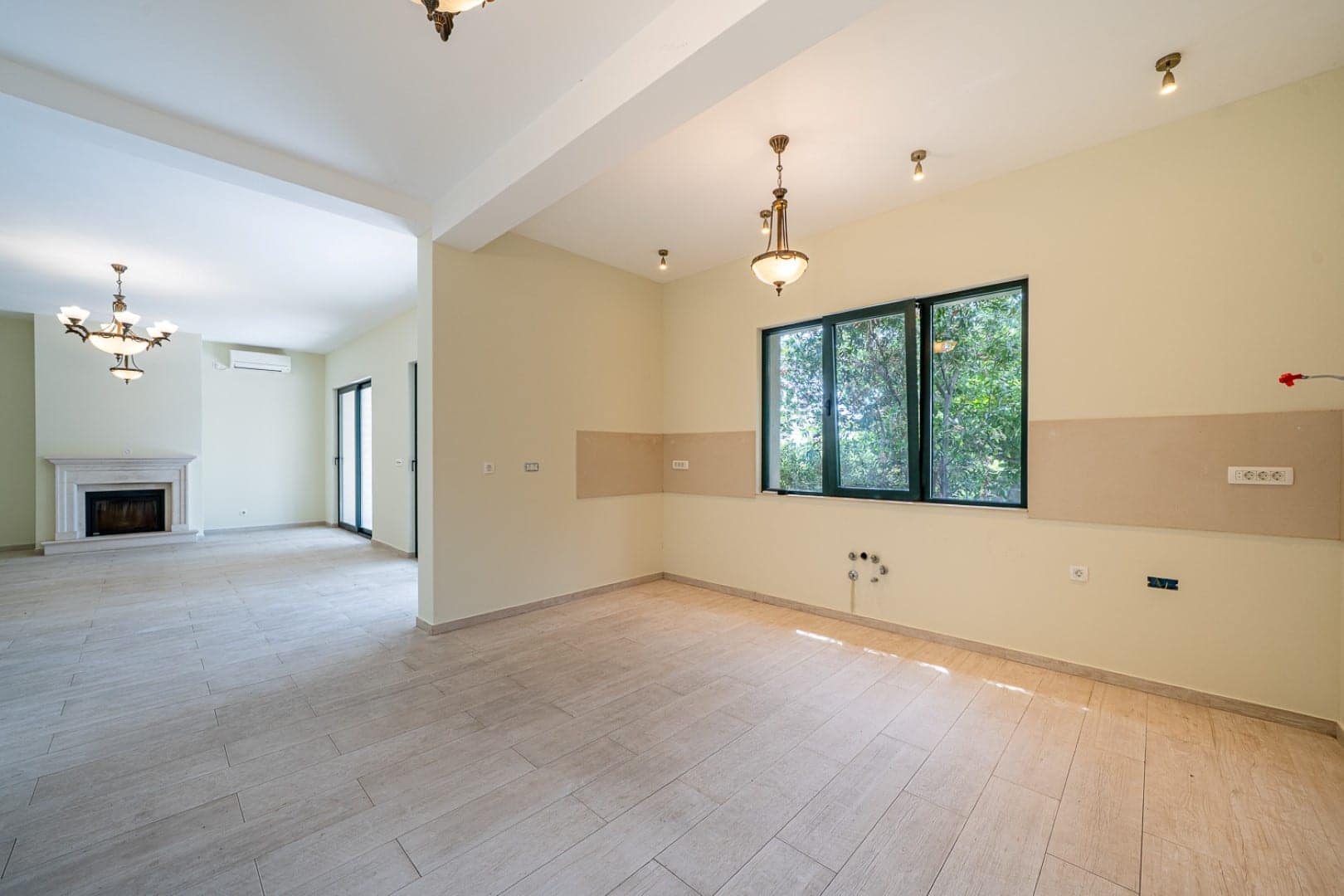 Three-Bedroom Villa with Sea View Donja Lastva Tivat (10)