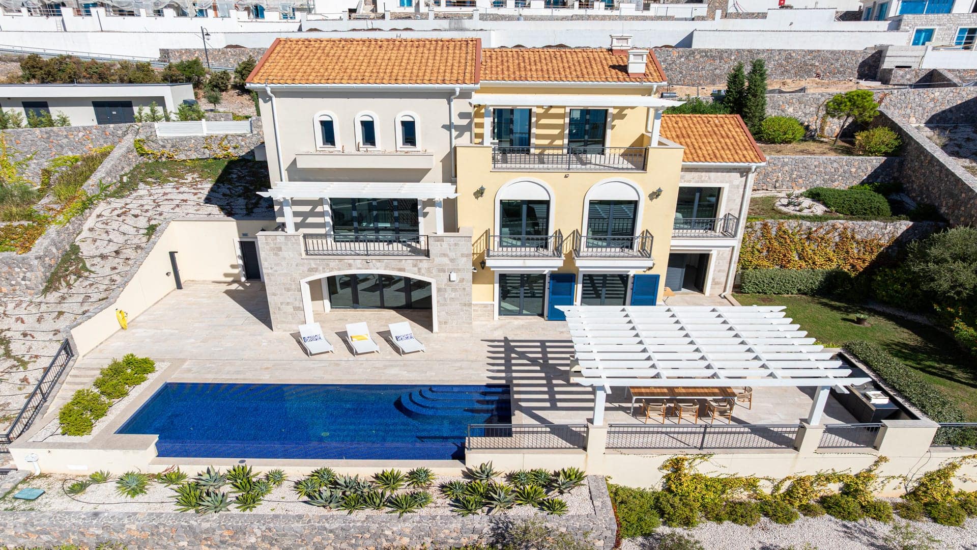 Роскошная вилла с четырьмя спальнями в Marina Village (33)