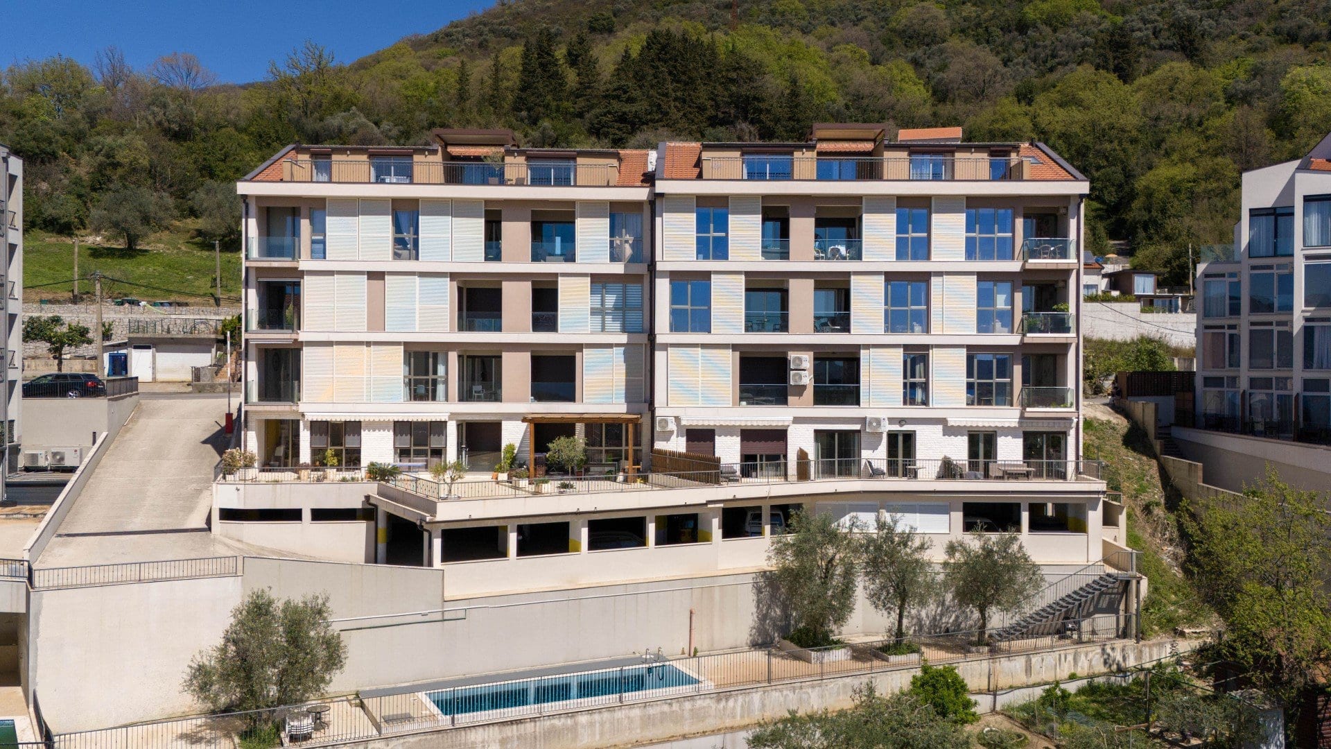 Tivat 3bdr Sea View Apartment