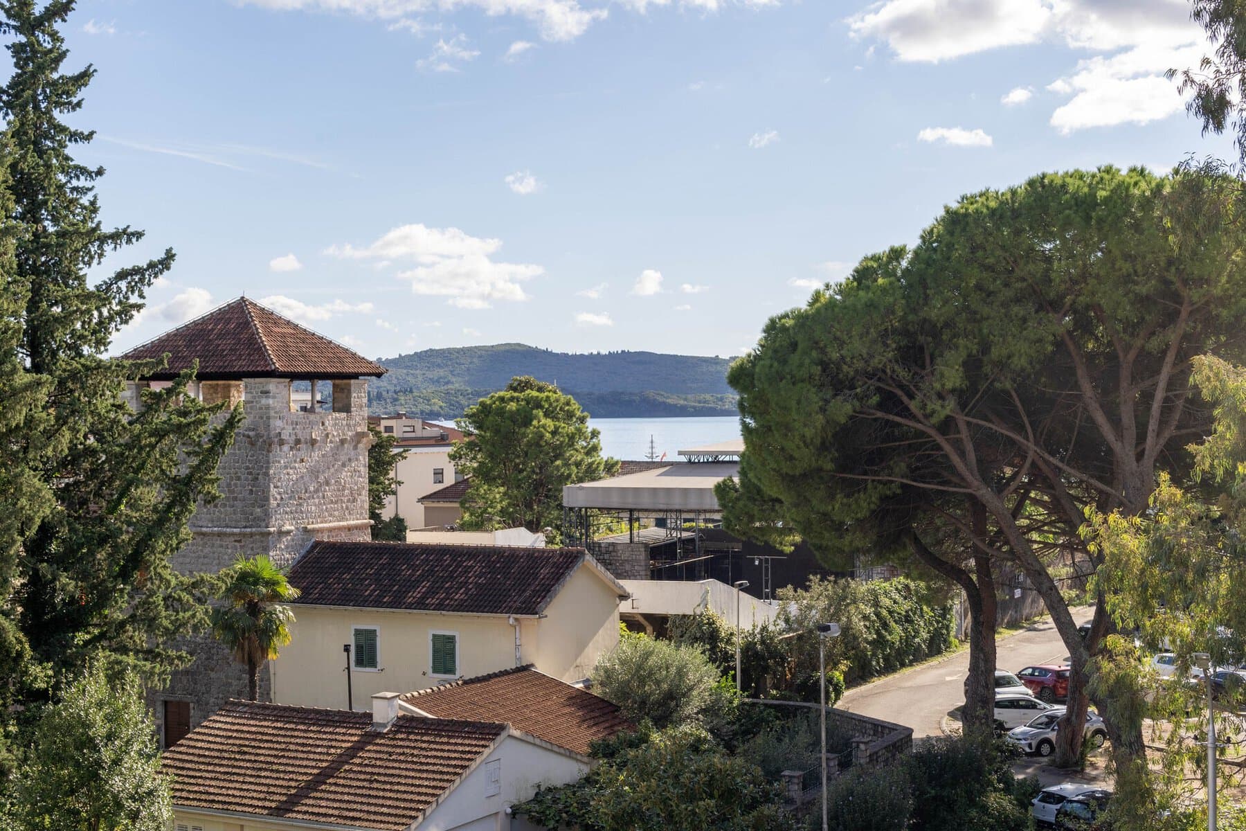 SOLD Renovated 2bdr Apartment in Tivat center, Тиват · Центр