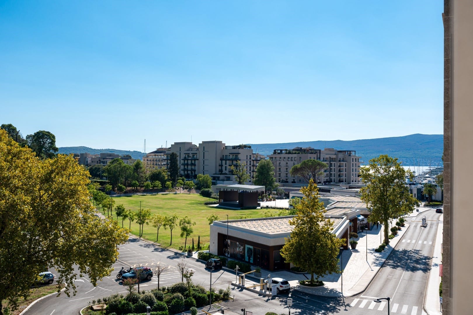 Однокомнатная квартира в здании Alba, Boka Place, Тиват · Porto Montenegro