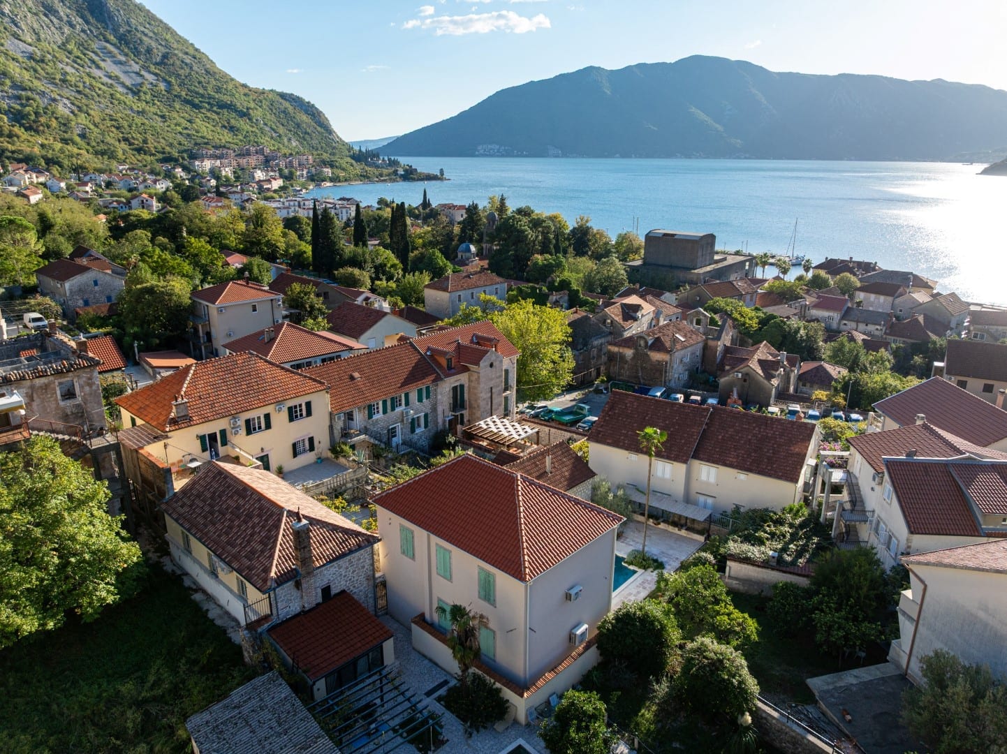 Four-bedroom villa with swimming pool, Risan, Kotor, Kotor · Risan