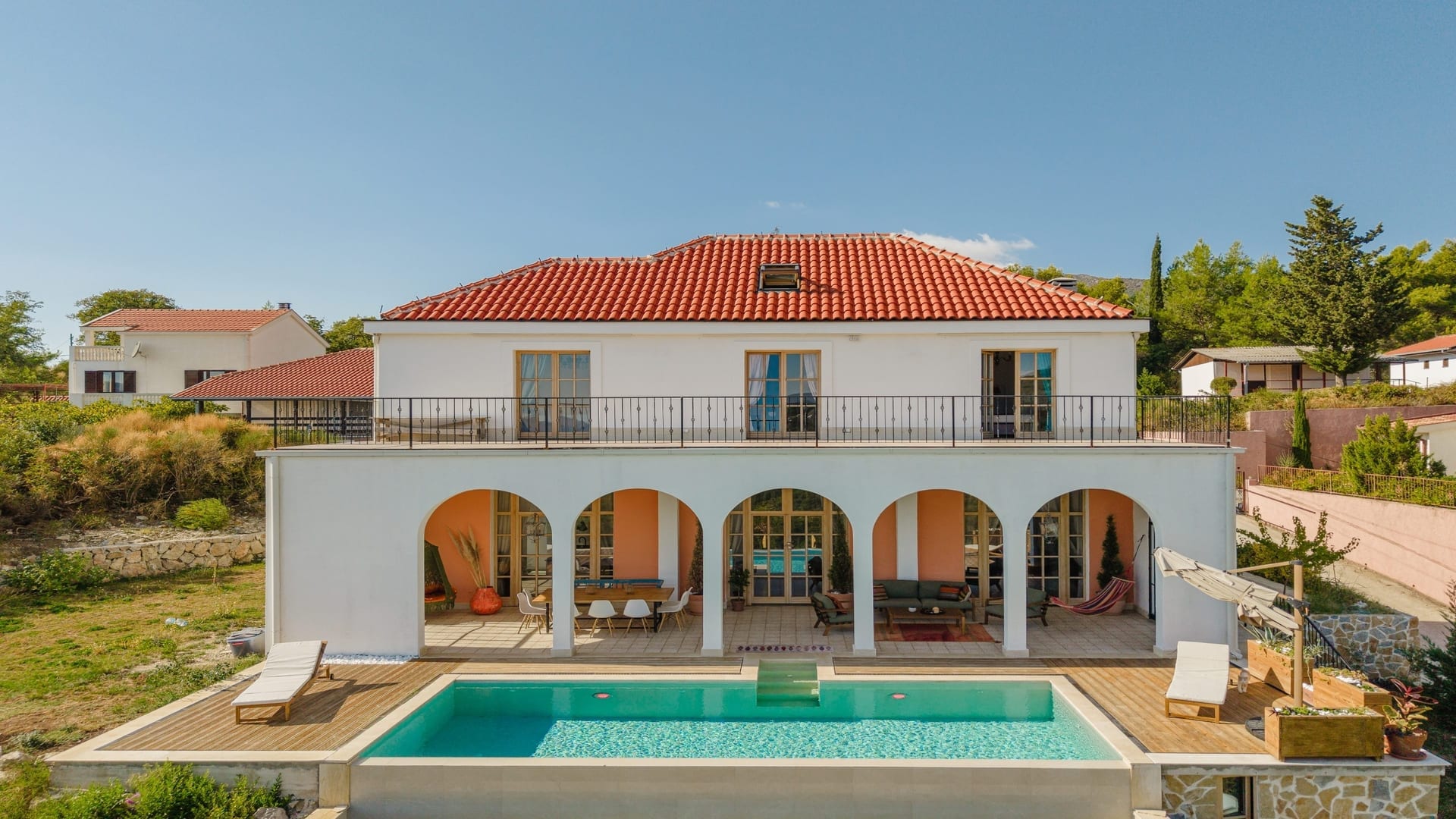 Zeitgenössische Villa mit drei Schlafzimmern und Meerblick, Herceg Novi · Ratisevina