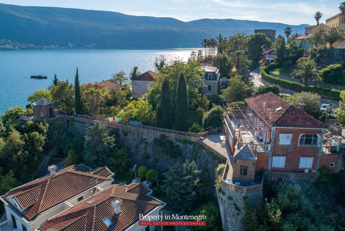 House for sale near Old Town Herceg Novi