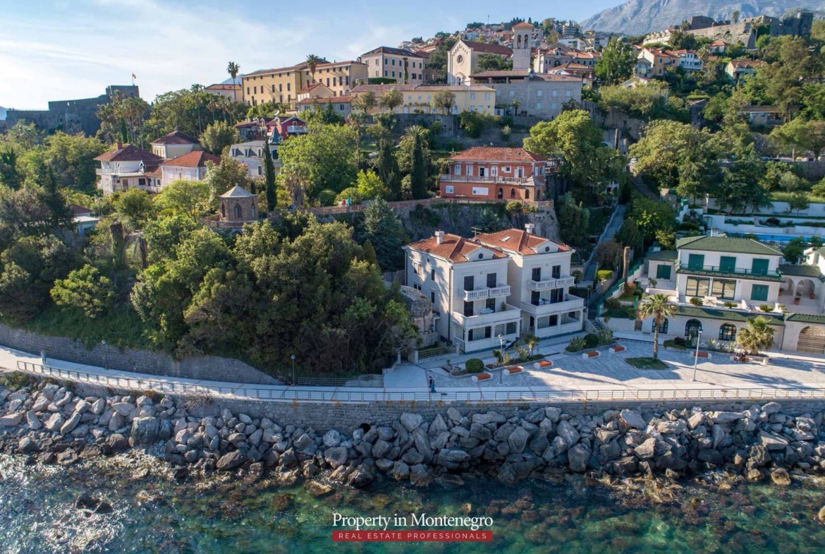 House for sale near Old Town Herceg Novi