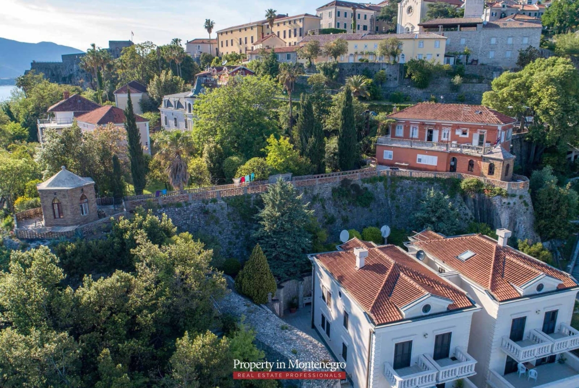 House for sale near Old Town Herceg Novi