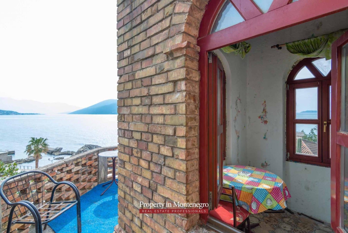 House for sale near Old Town Herceg Novi