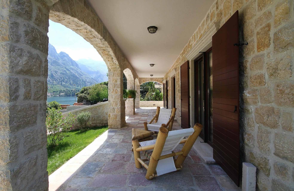 Seafront villa for sale in Bay of Kotor