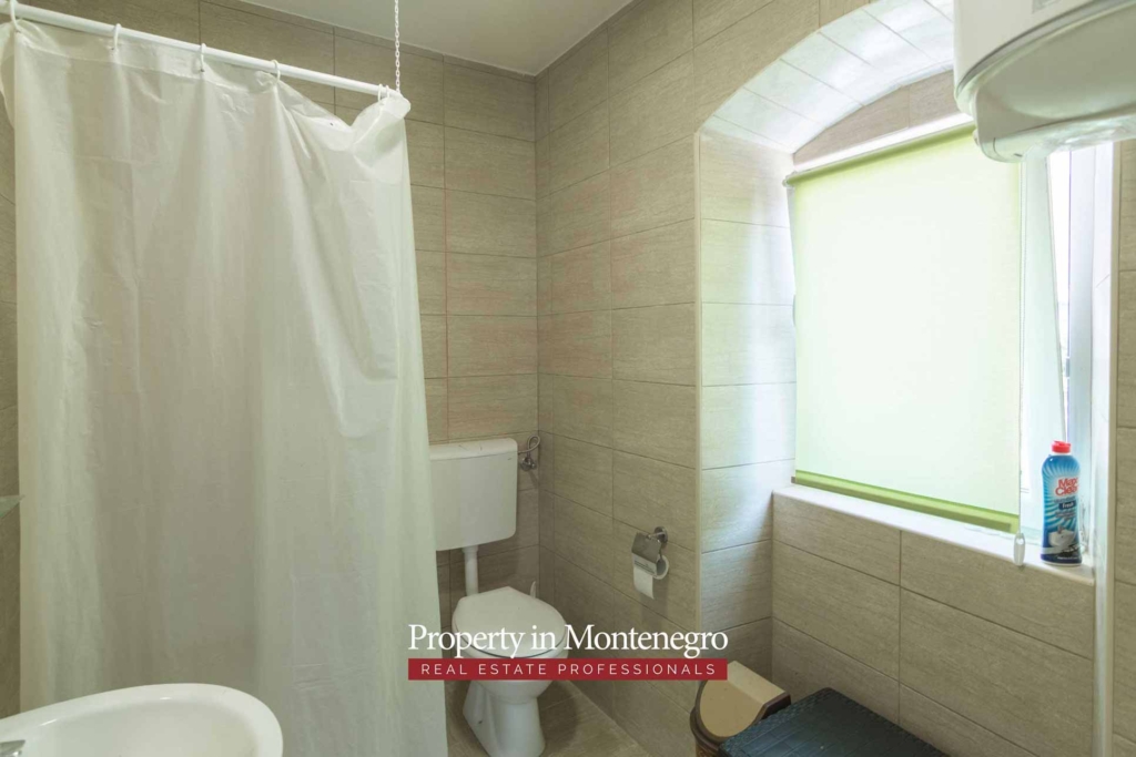 Stone house for sale in Herceg Novi