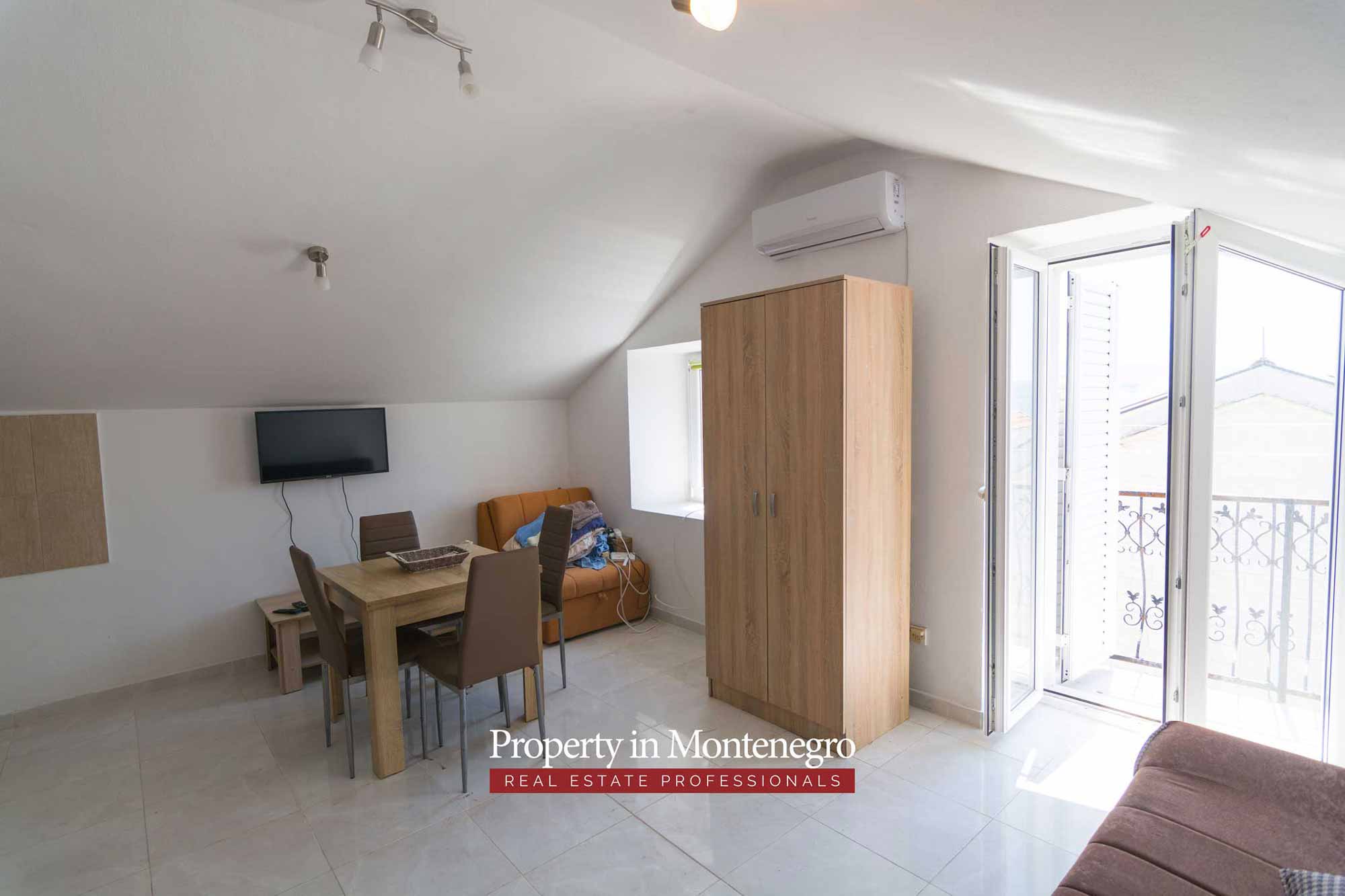 Stone house for sale in Herceg Novi