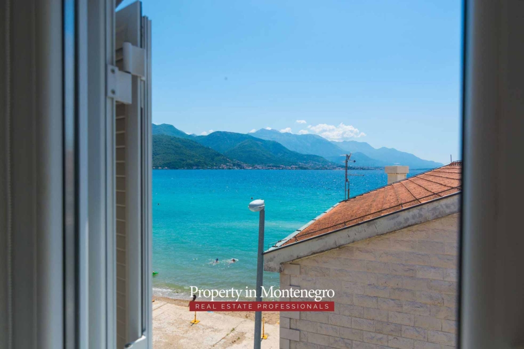 Stone house for sale in Herceg Novi