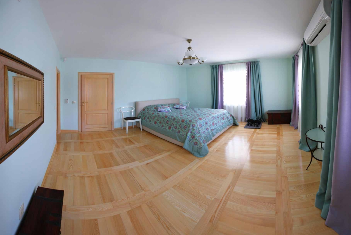 House with swimming pool for sale in Herceg Novi