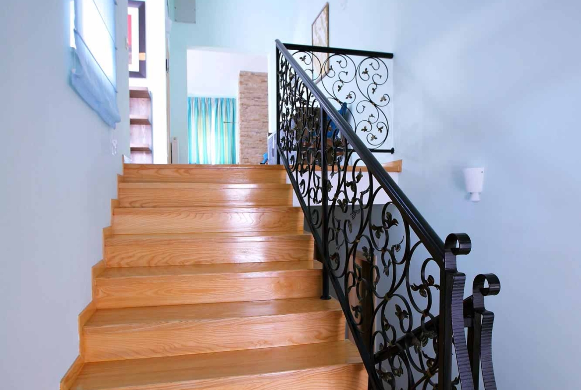 House with swimming pool for sale in Herceg Novi