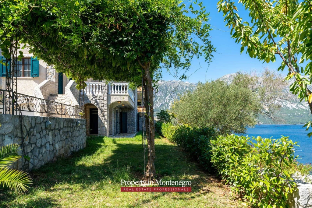 Luxury stone house for sale in Bay of Kotor