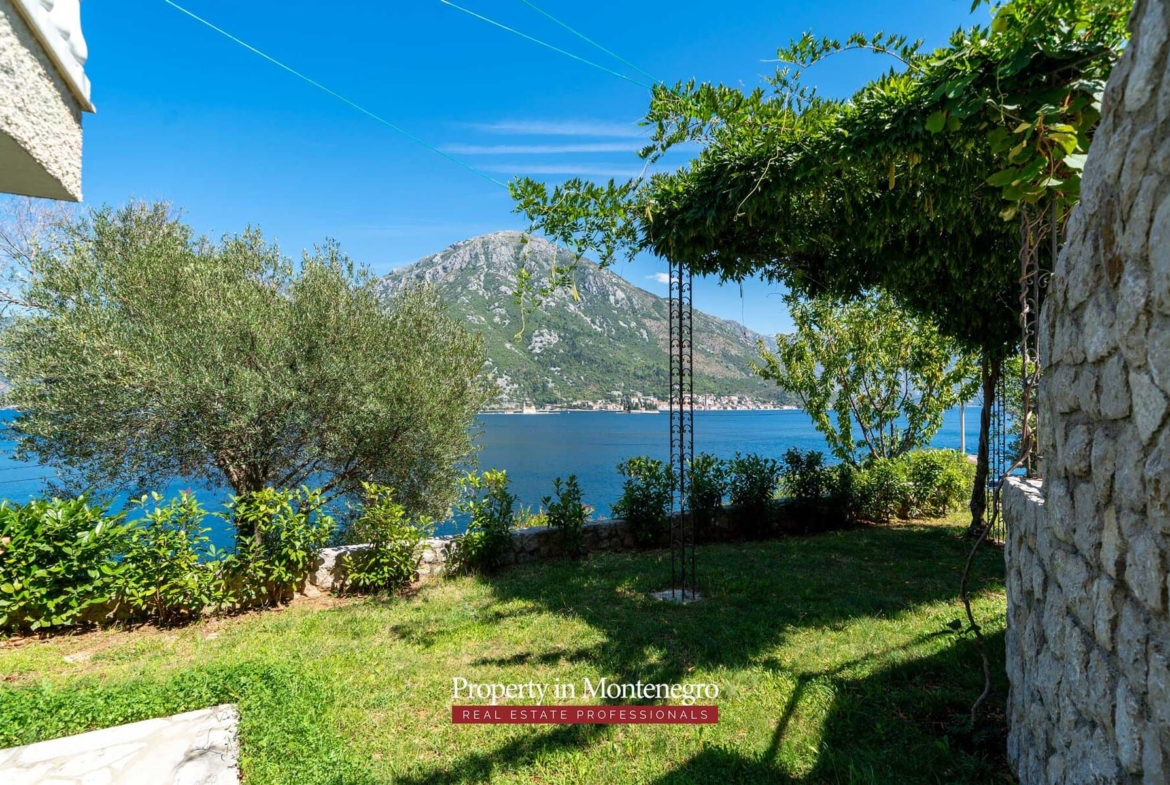 Luxury stone house for sale in Bay of Kotor