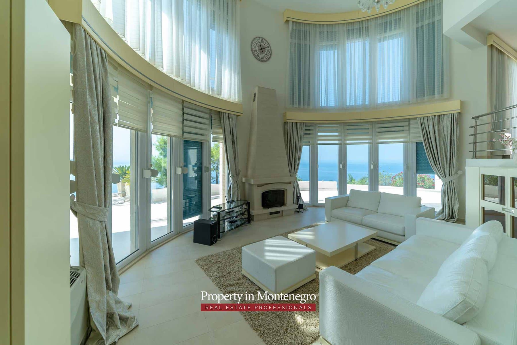 Luxury villa with swimming pool and sea view for sale in Bar Montenegro 11