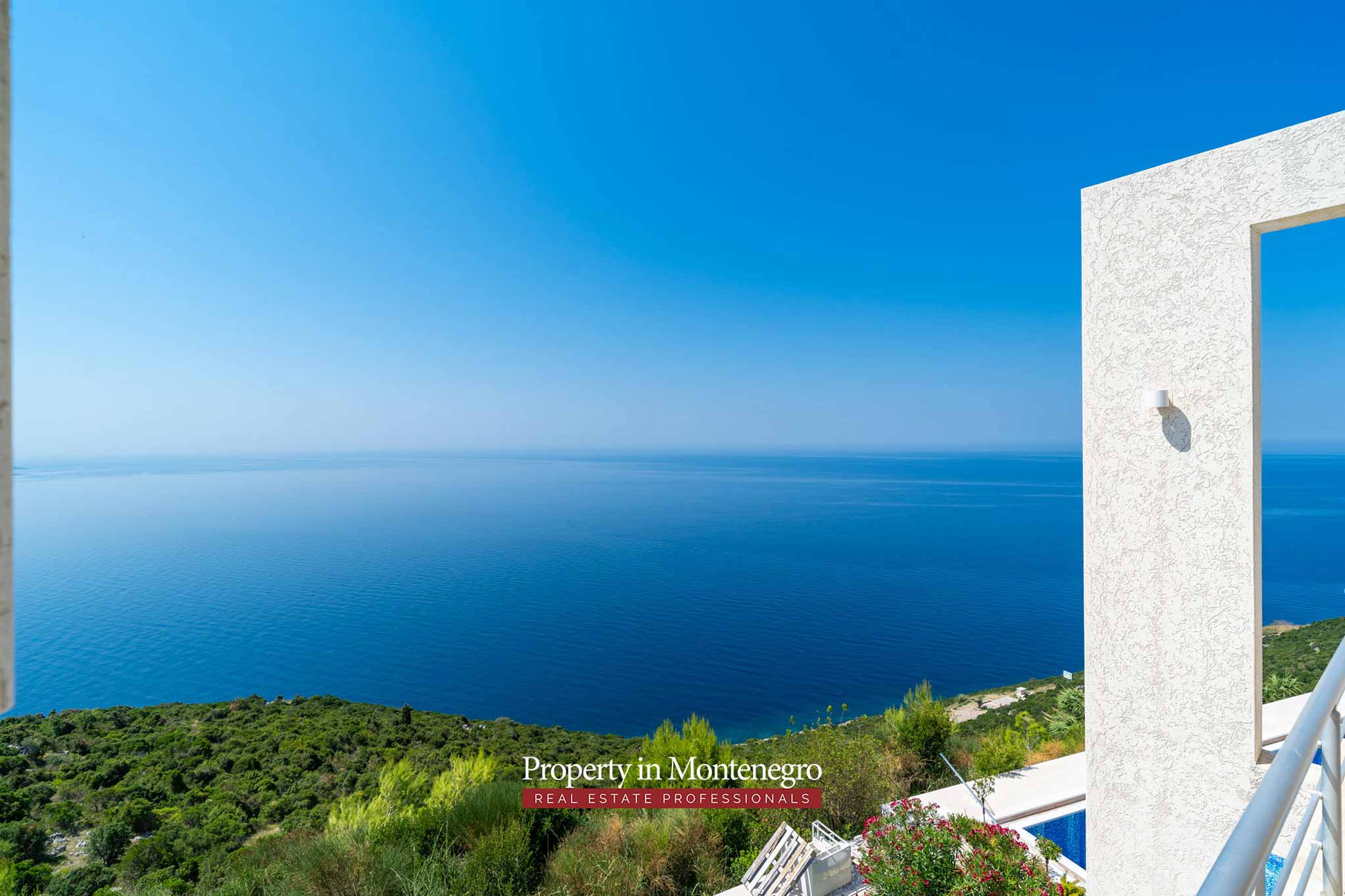 Luxury villa with swimming pool and sea view for sale in Bar Montenegro 24