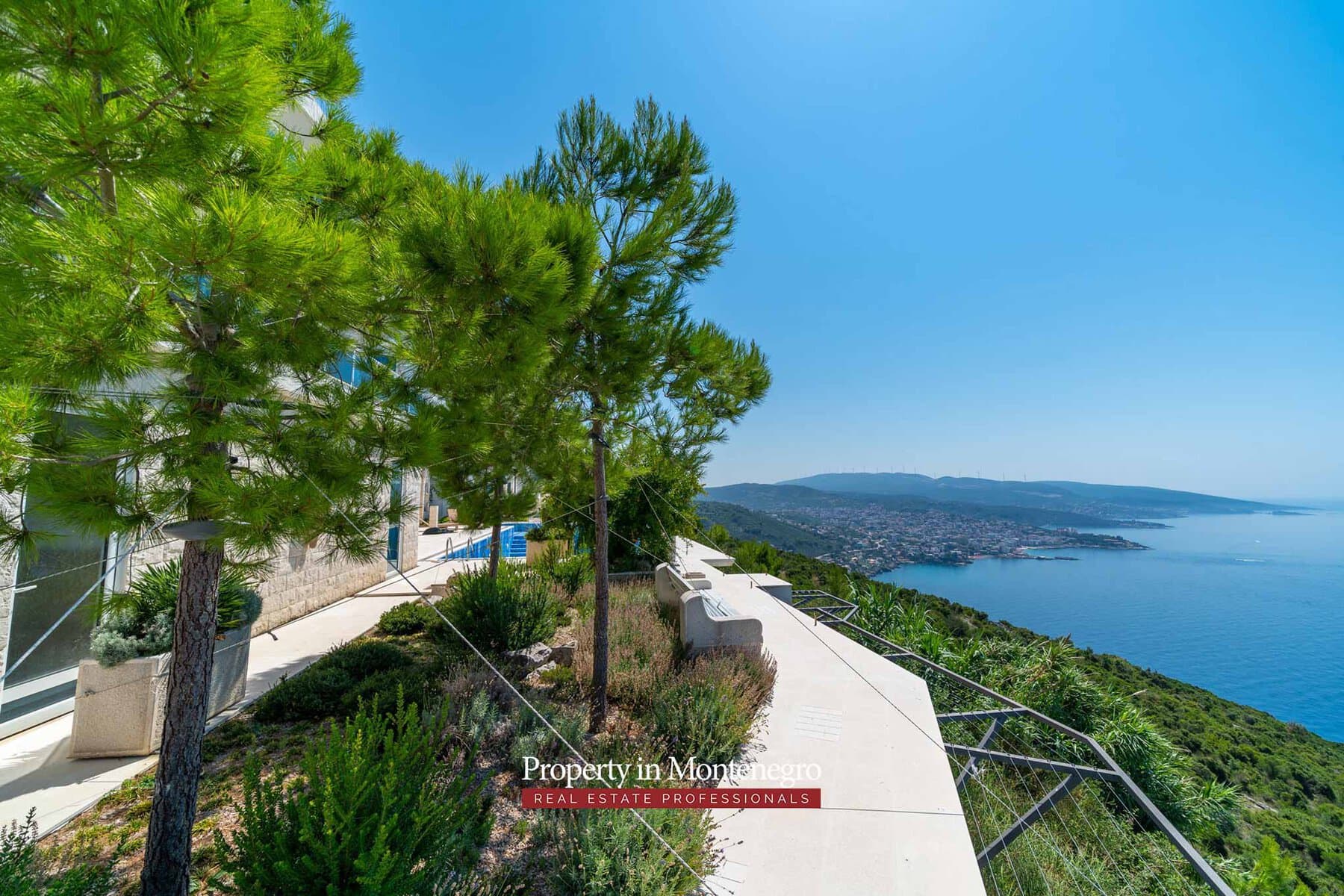 Luxury villa with swimming pool and sea view for sale in Bar Montenegro 66
