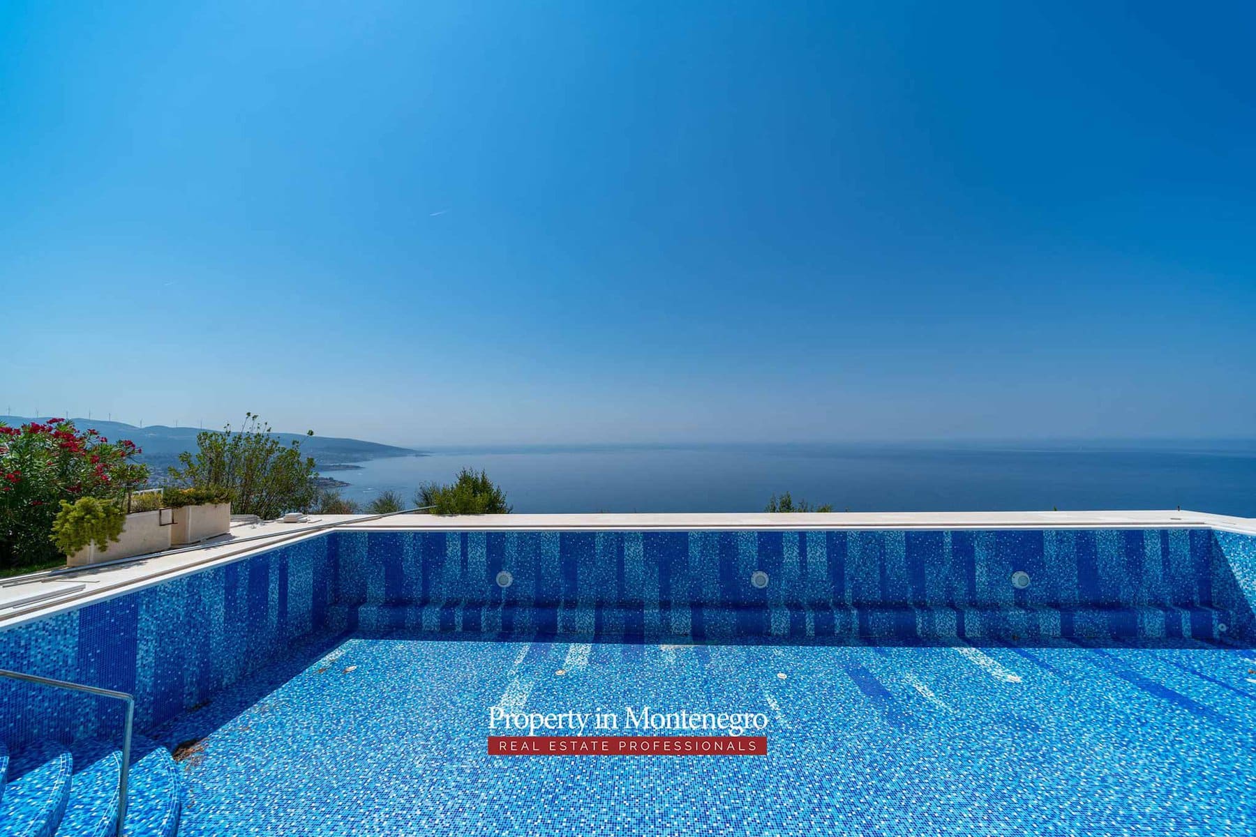 Luxury villa with swimming pool and sea view for sale in Bar Montenegro 69
