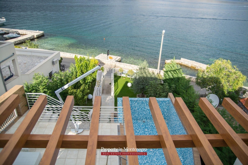 Luxury villa for sale in Kotor