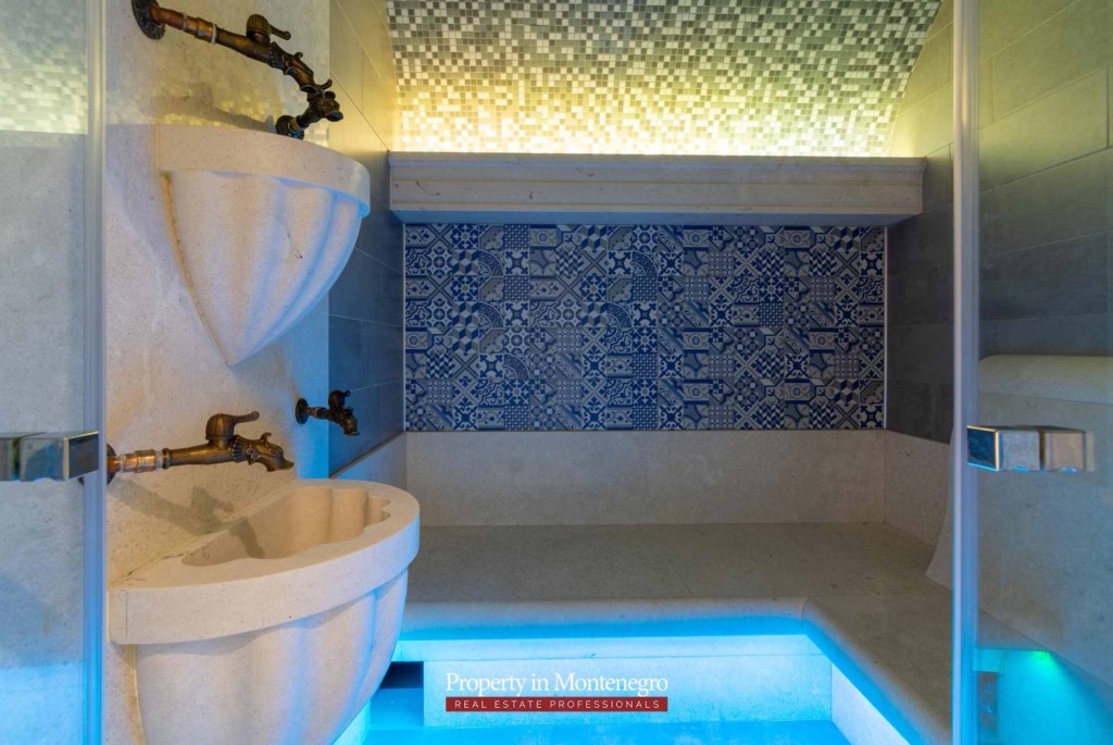 Luxury waterfront villa for sale in Kotor Bay