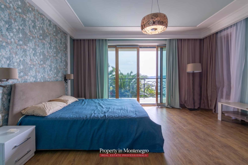 Luxury waterfront villa for sale in Kotor Bay